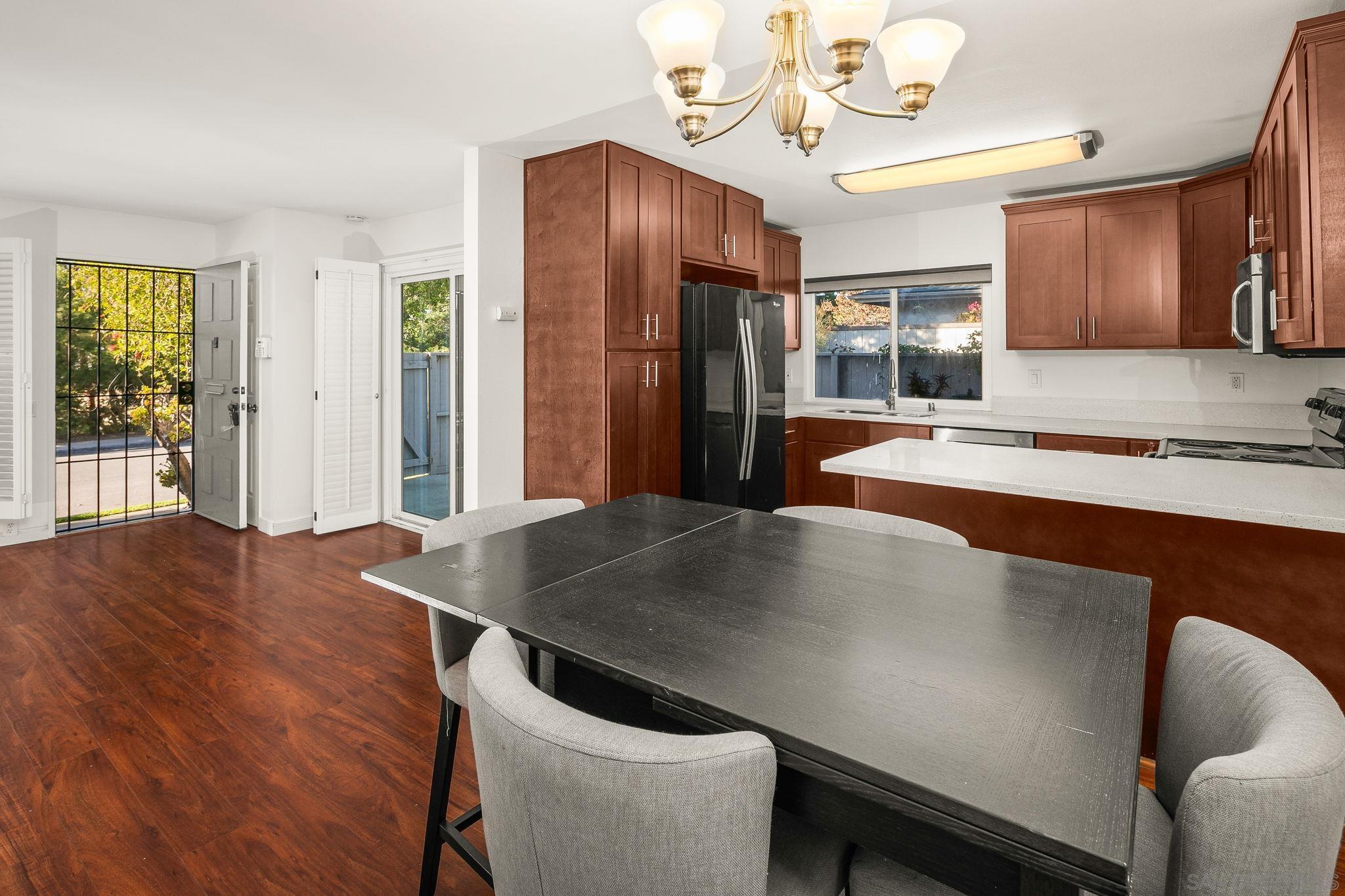 Detail Gallery Image 7 of 28 For 9679  Easter Way, San Diego,  CA 92121 - 3 Beds | 1/1 Baths