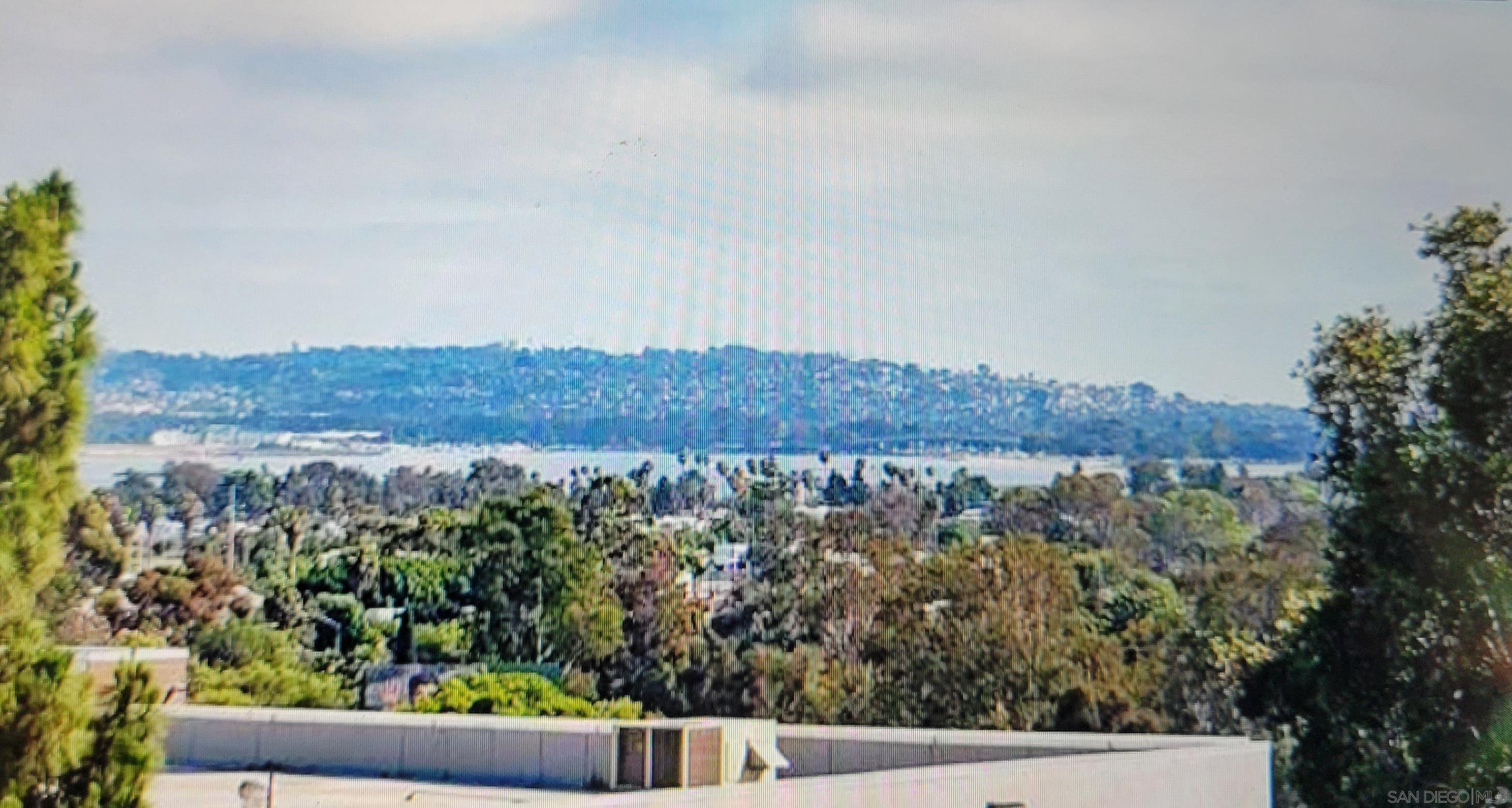 Front Image Thumbnail for SD250045352