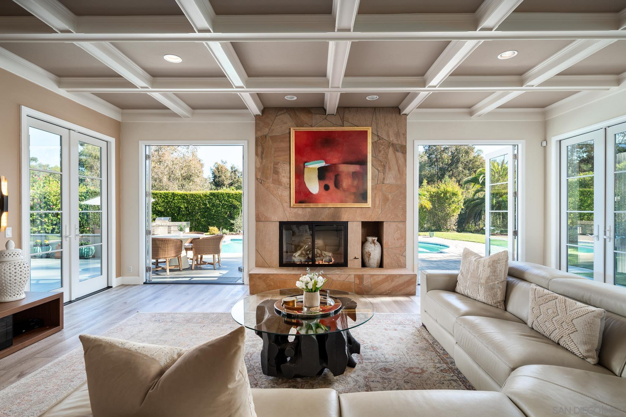 Detail Gallery Image 15 of 41 For 17323  Circa Del Sur, Rancho Santa Fe,  CA 92067 - 4 Beds | 4/1 Baths