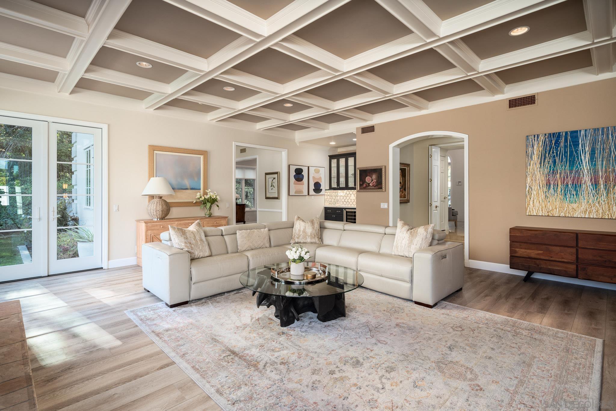 Detail Gallery Image 17 of 41 For 17323  Circa Del Sur, Rancho Santa Fe,  CA 92067 - 4 Beds | 4/1 Baths