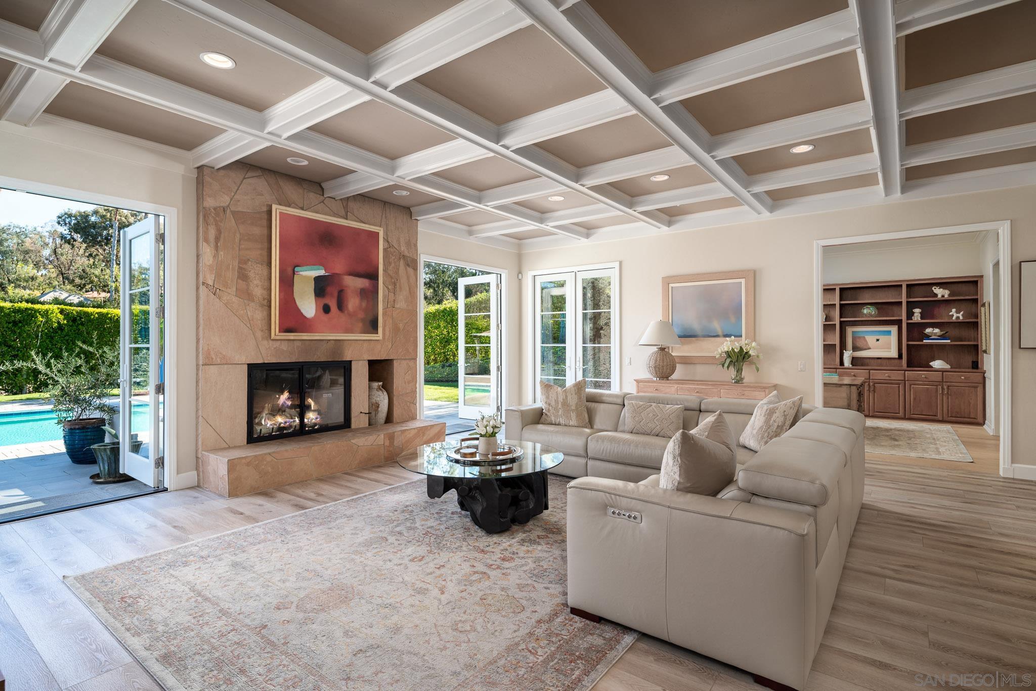 Detail Gallery Image 19 of 41 For 17323  Circa Del Sur, Rancho Santa Fe,  CA 92067 - 4 Beds | 4/1 Baths