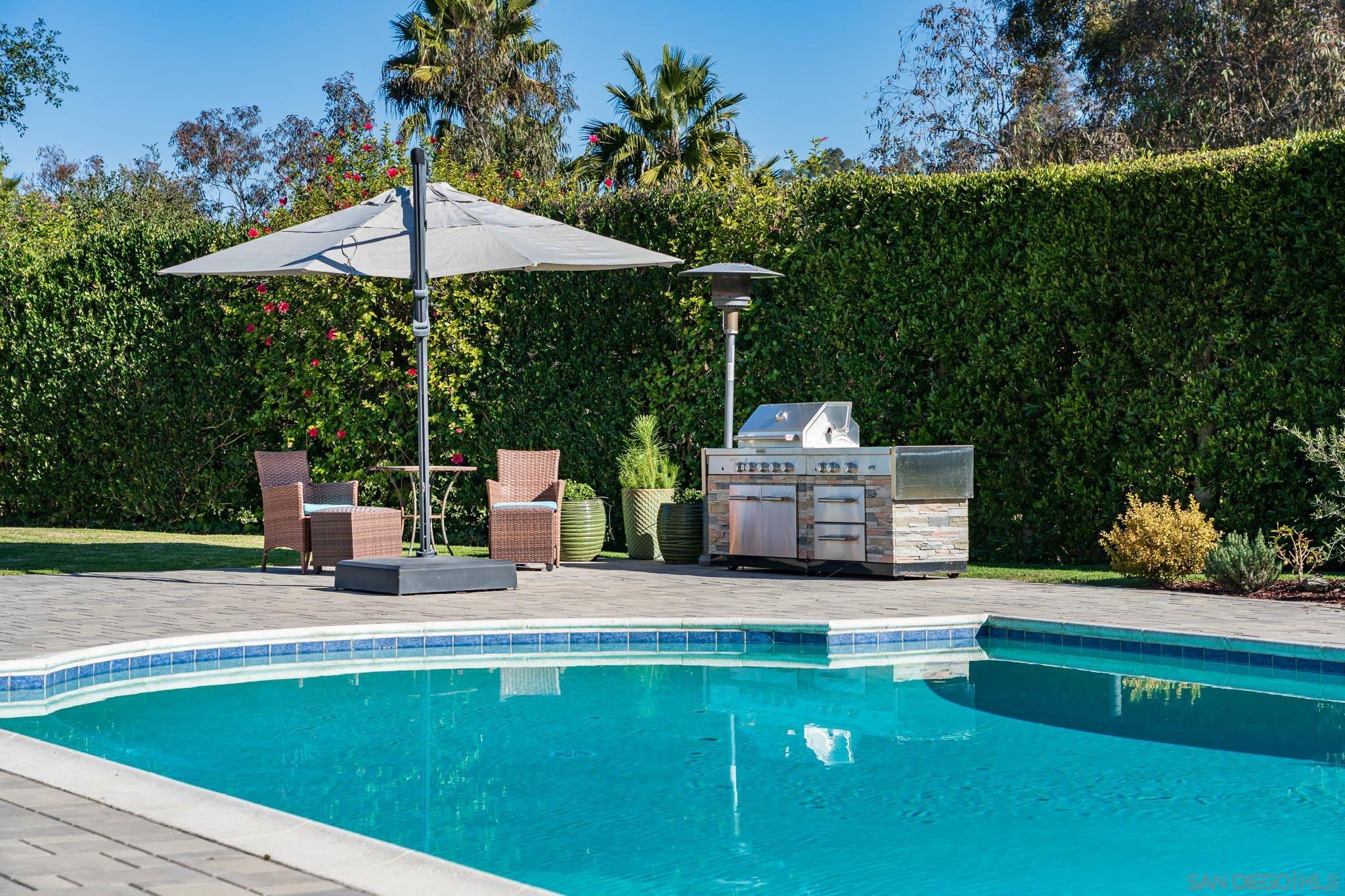 Detail Gallery Image 31 of 41 For 17323  Circa Del Sur, Rancho Santa Fe,  CA 92067 - 4 Beds | 4/1 Baths