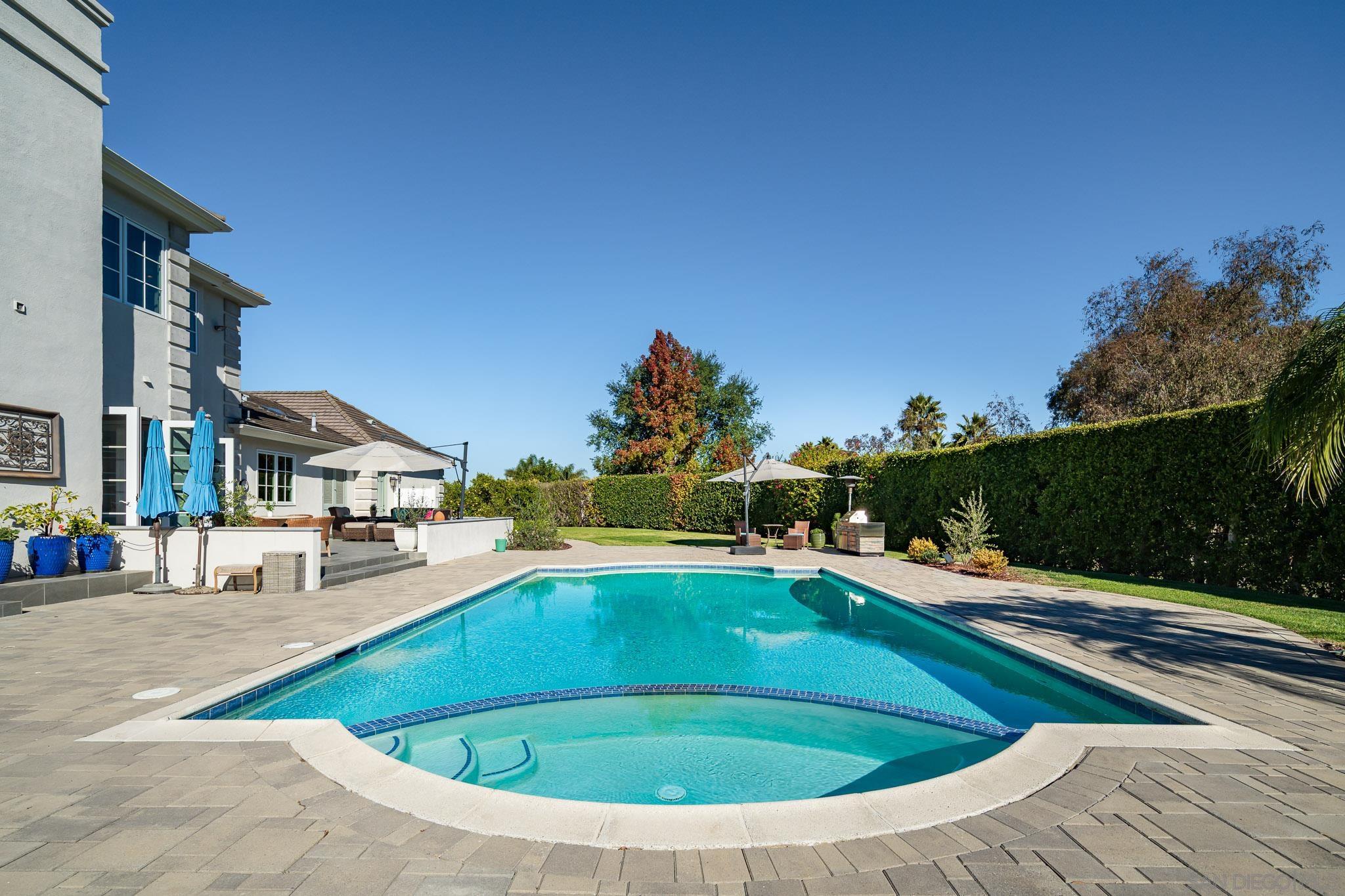 Detail Gallery Image 32 of 41 For 17323  Circa Del Sur, Rancho Santa Fe,  CA 92067 - 4 Beds | 4/1 Baths