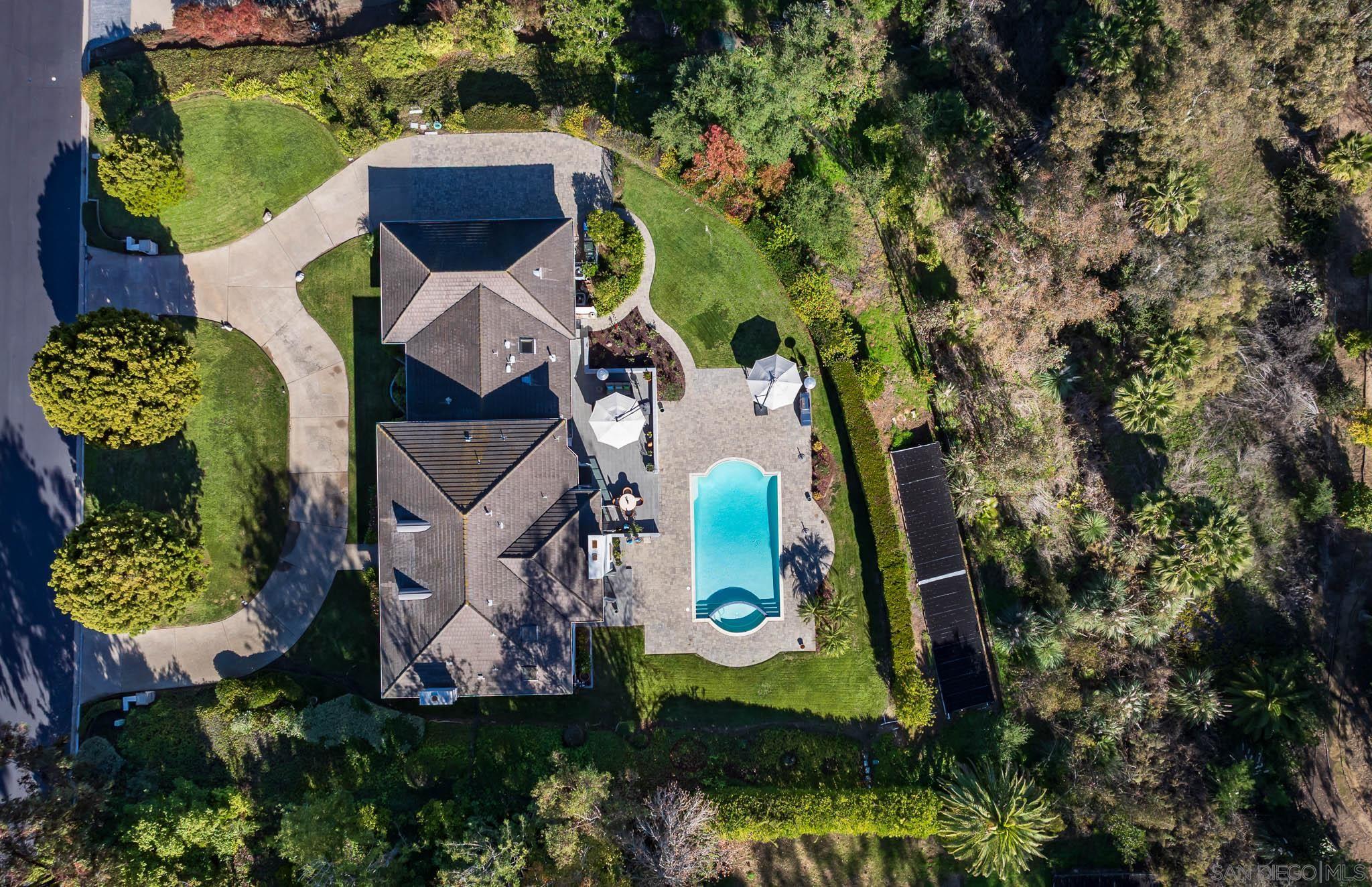 Detail Gallery Image 38 of 41 For 17323  Circa Del Sur, Rancho Santa Fe,  CA 92067 - 4 Beds | 4/1 Baths