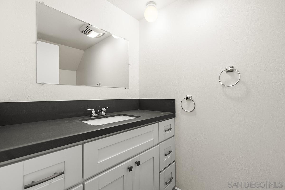Detail Gallery Image 13 of 37 For 2511  via Sorbete, Carlsbad,  CA 92010 - 3 Beds | 2/1 Baths