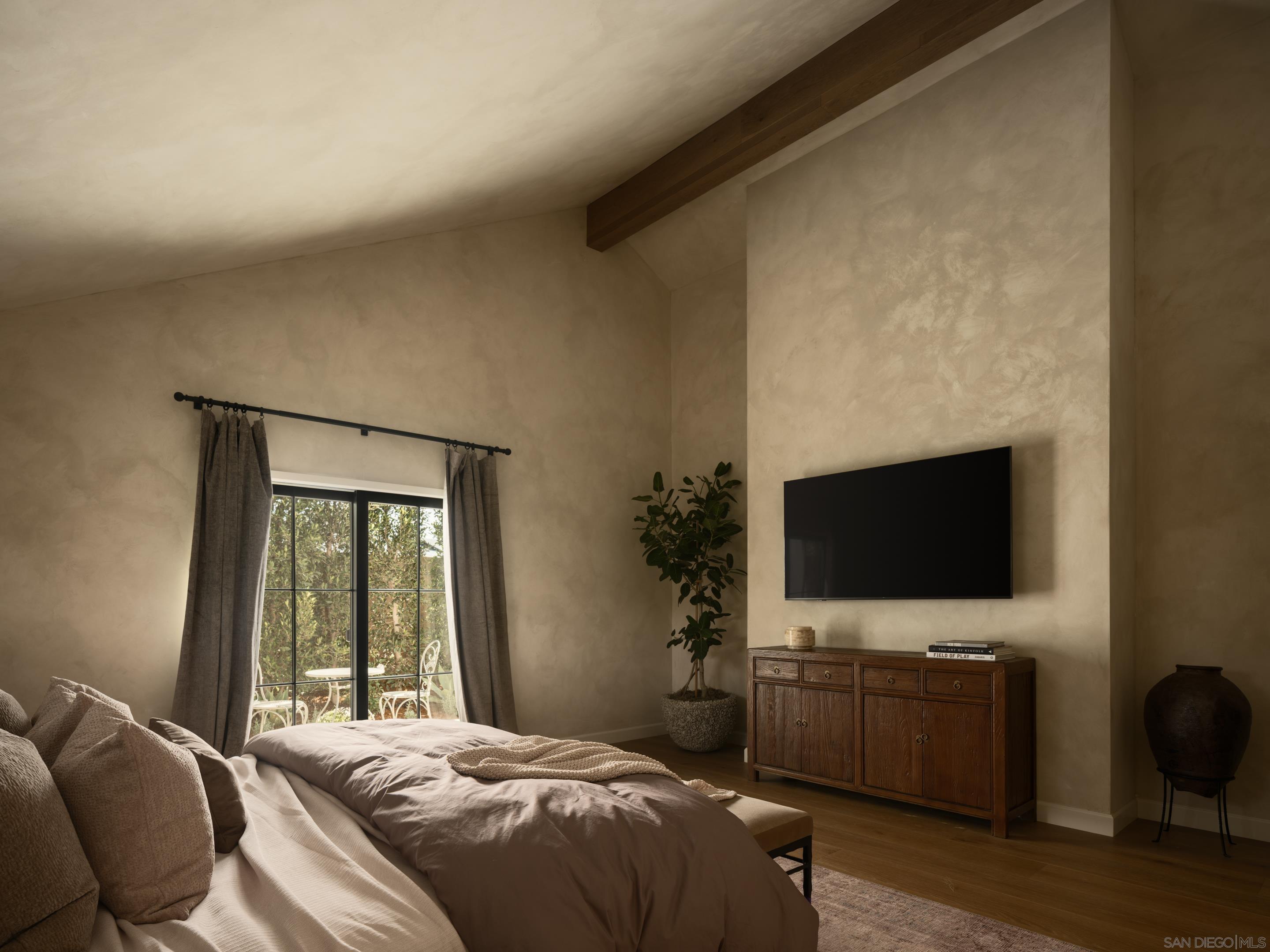 Detail Gallery Image 19 of 61 For 8901  Nottingham Place, La Jolla,  CA 92037 - 5 Beds | 5/1 Baths