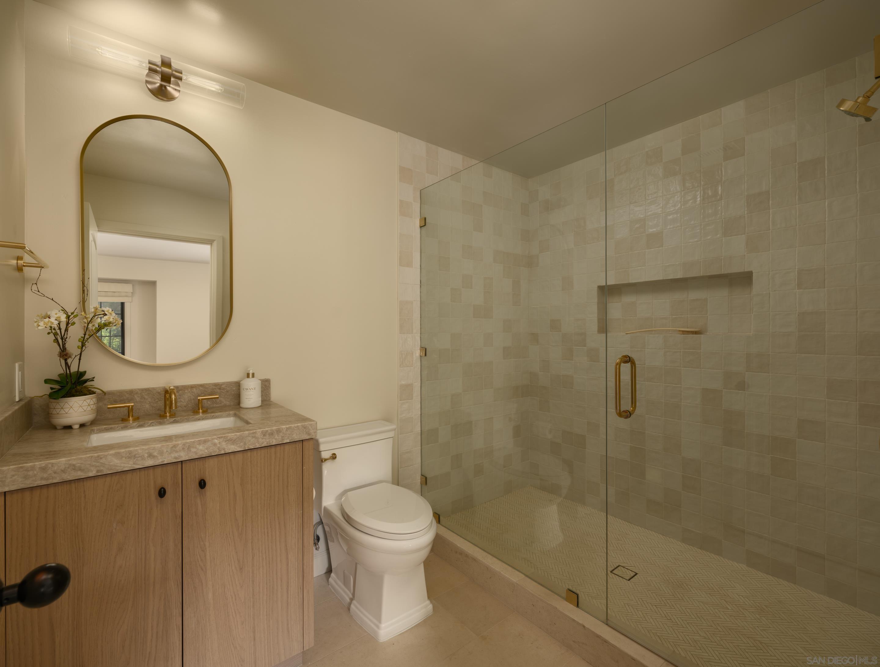 Detail Gallery Image 30 of 61 For 8901  Nottingham Place, La Jolla,  CA 92037 - 5 Beds | 5/1 Baths