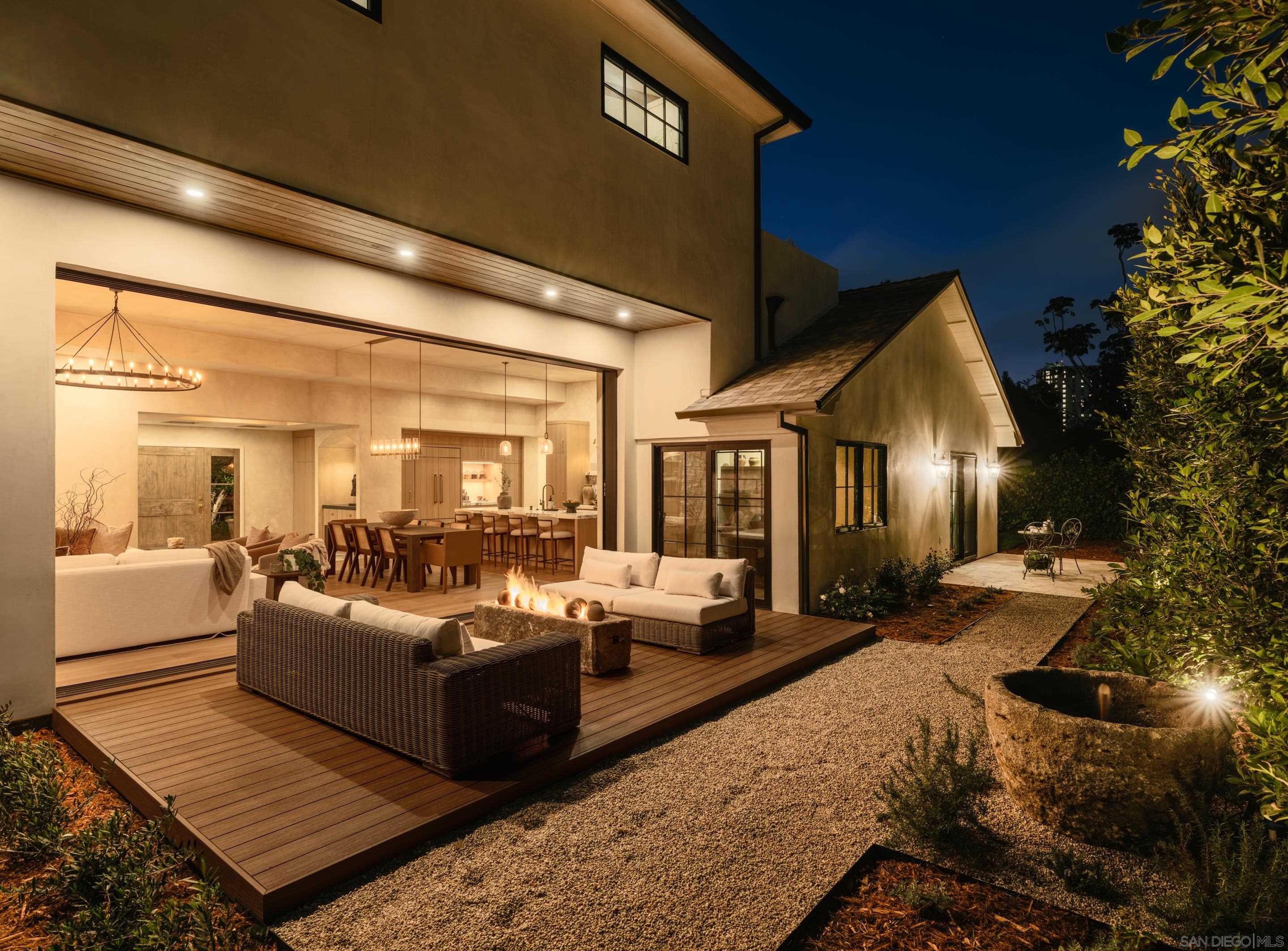 Detail Gallery Image 35 of 61 For 8901  Nottingham Place, La Jolla,  CA 92037 - 5 Beds | 5/1 Baths