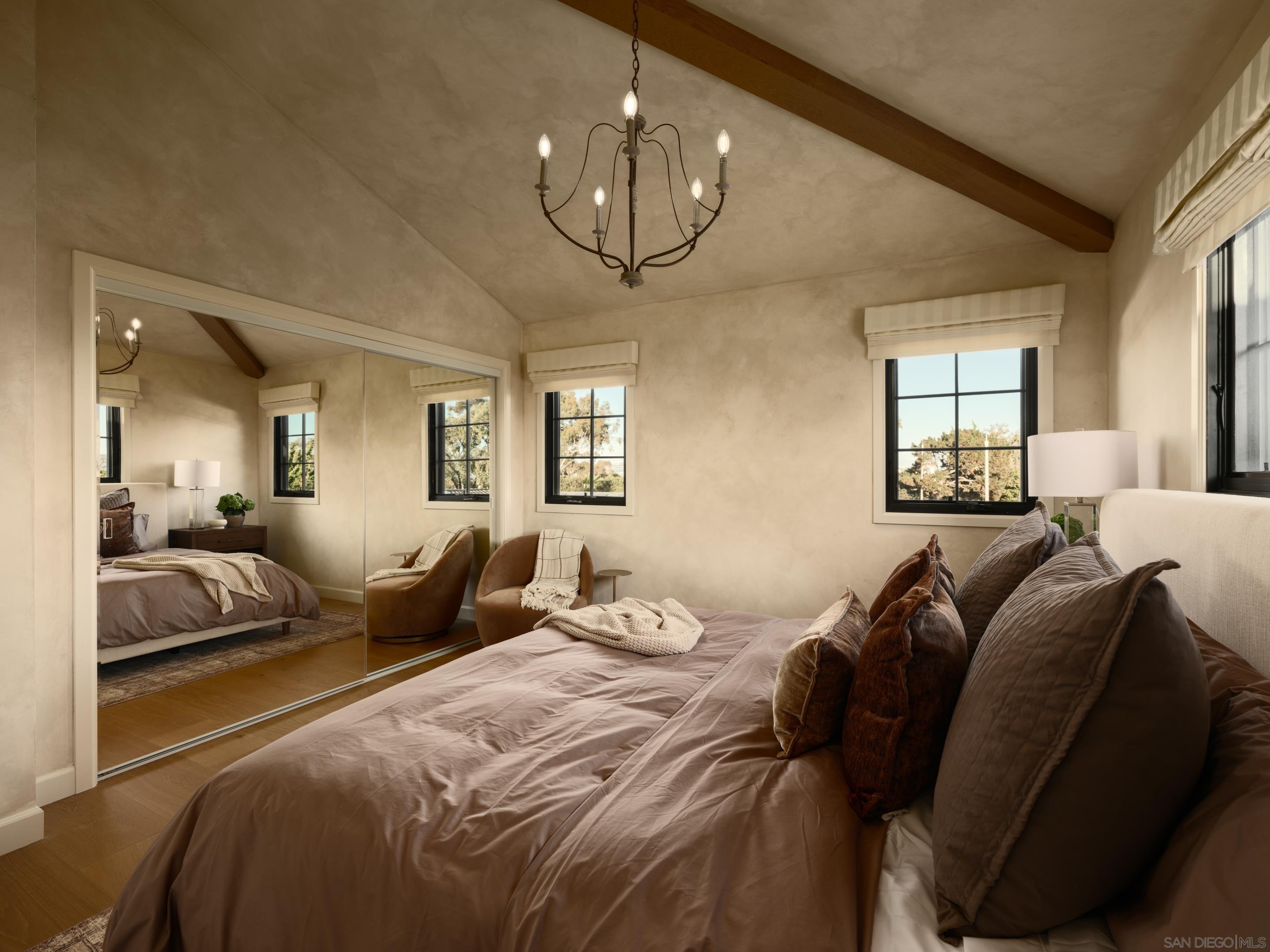 Detail Gallery Image 44 of 61 For 8901  Nottingham Place, La Jolla,  CA 92037 - 5 Beds | 5/1 Baths