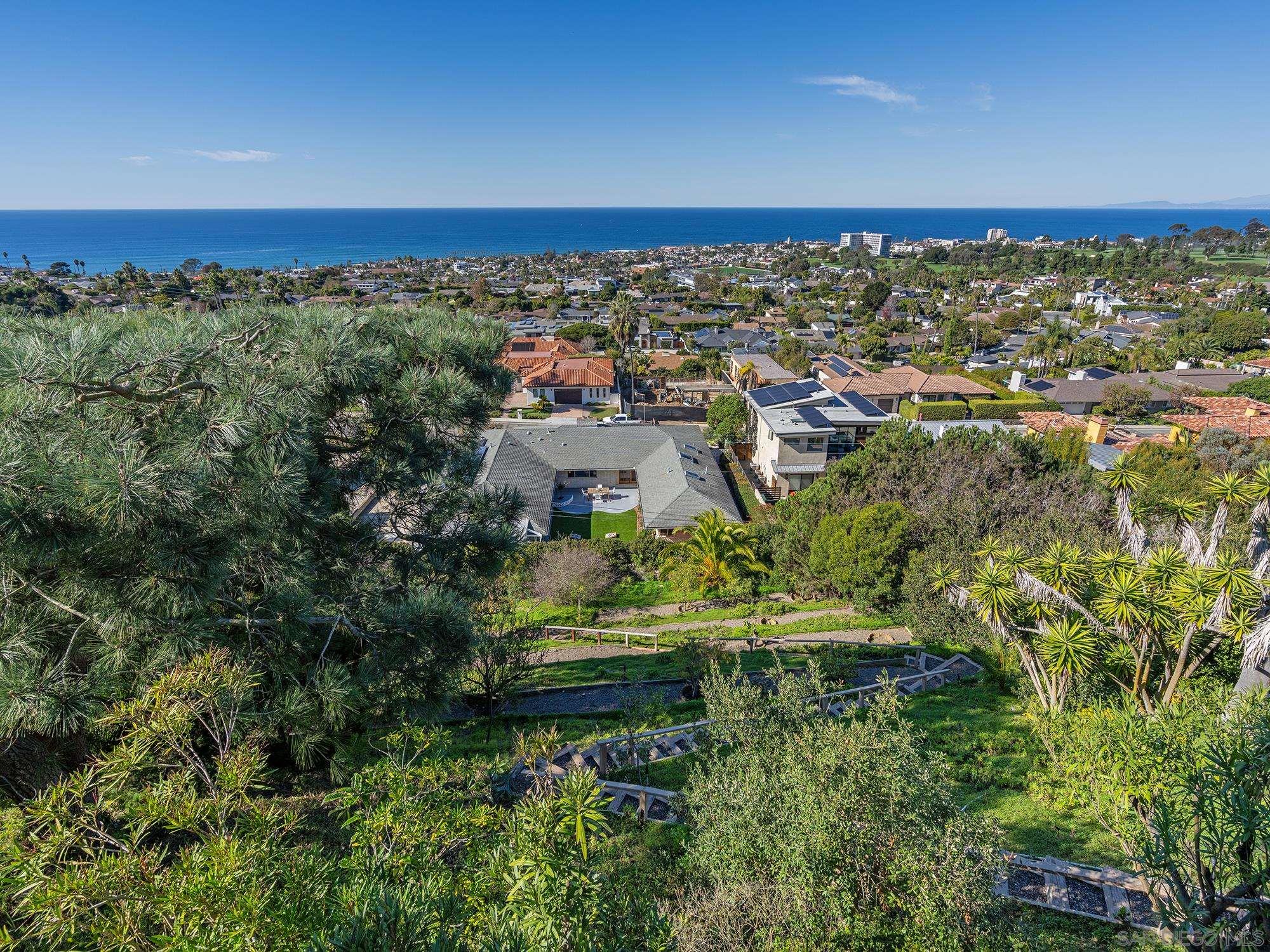 Detail Gallery Image 45 of 45 For 6424  El Camino Del Teatro, La Jolla,  CA 92037 - 4 Beds | 3 Baths