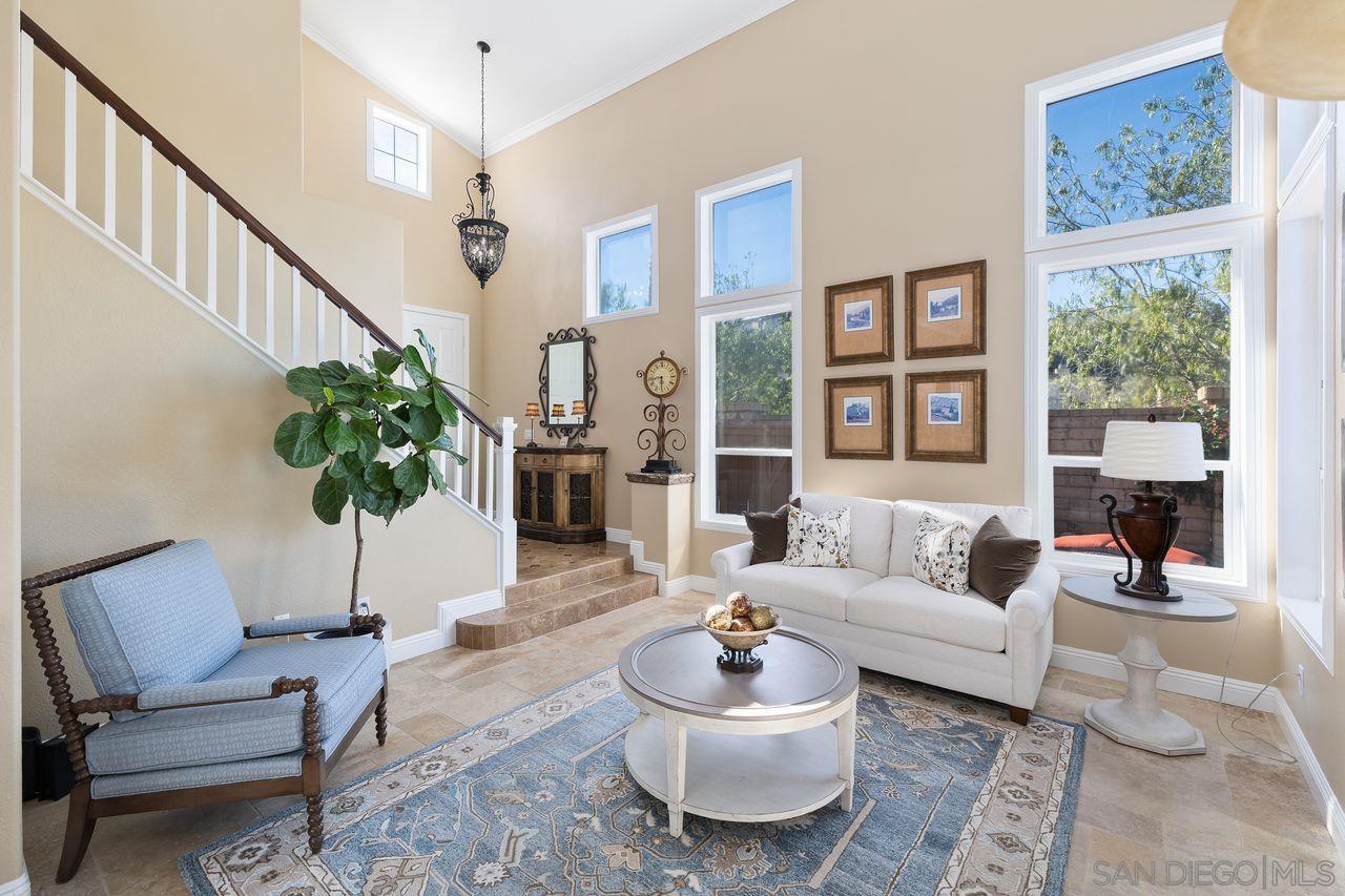 Detail Gallery Image 17 of 44 For 11954  Aspen View Ct, San Diego,  CA 92128 - 4 Beds | 2/1 Baths