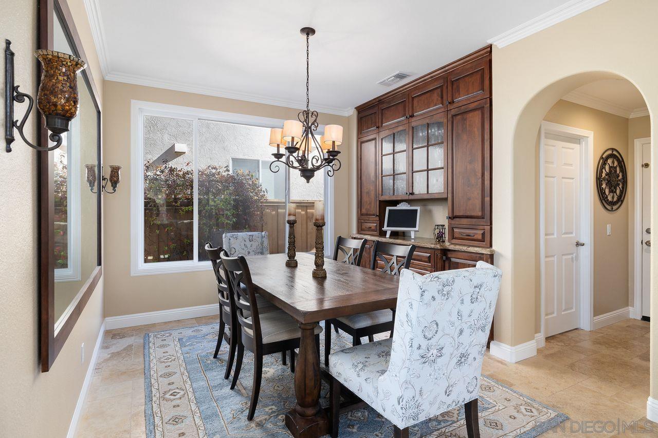 Detail Gallery Image 18 of 44 For 11954  Aspen View Ct, San Diego,  CA 92128 - 4 Beds | 2/1 Baths