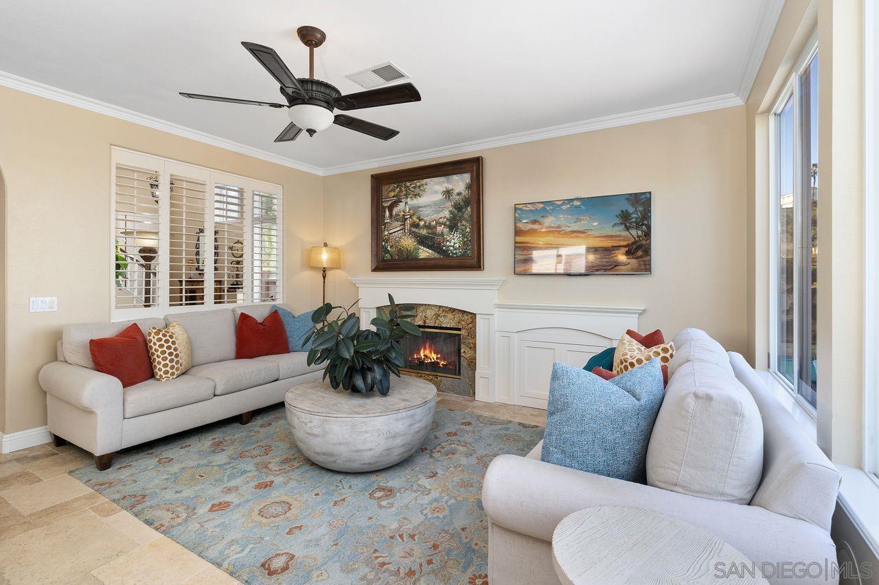 Detail Gallery Image 19 of 44 For 11954  Aspen View Ct, San Diego,  CA 92128 - 4 Beds | 2/1 Baths