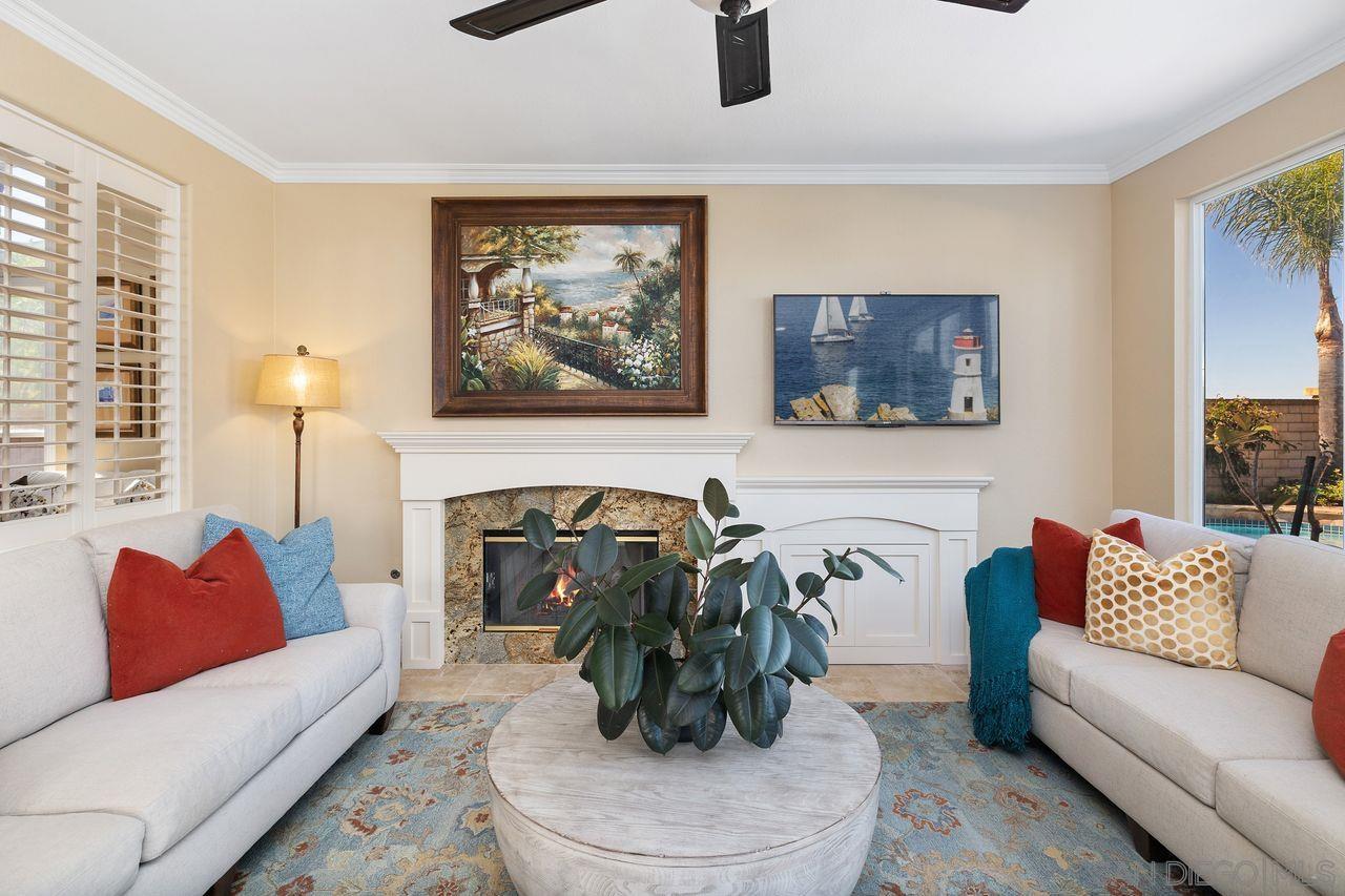 Detail Gallery Image 21 of 44 For 11954  Aspen View Ct, San Diego,  CA 92128 - 4 Beds | 2/1 Baths