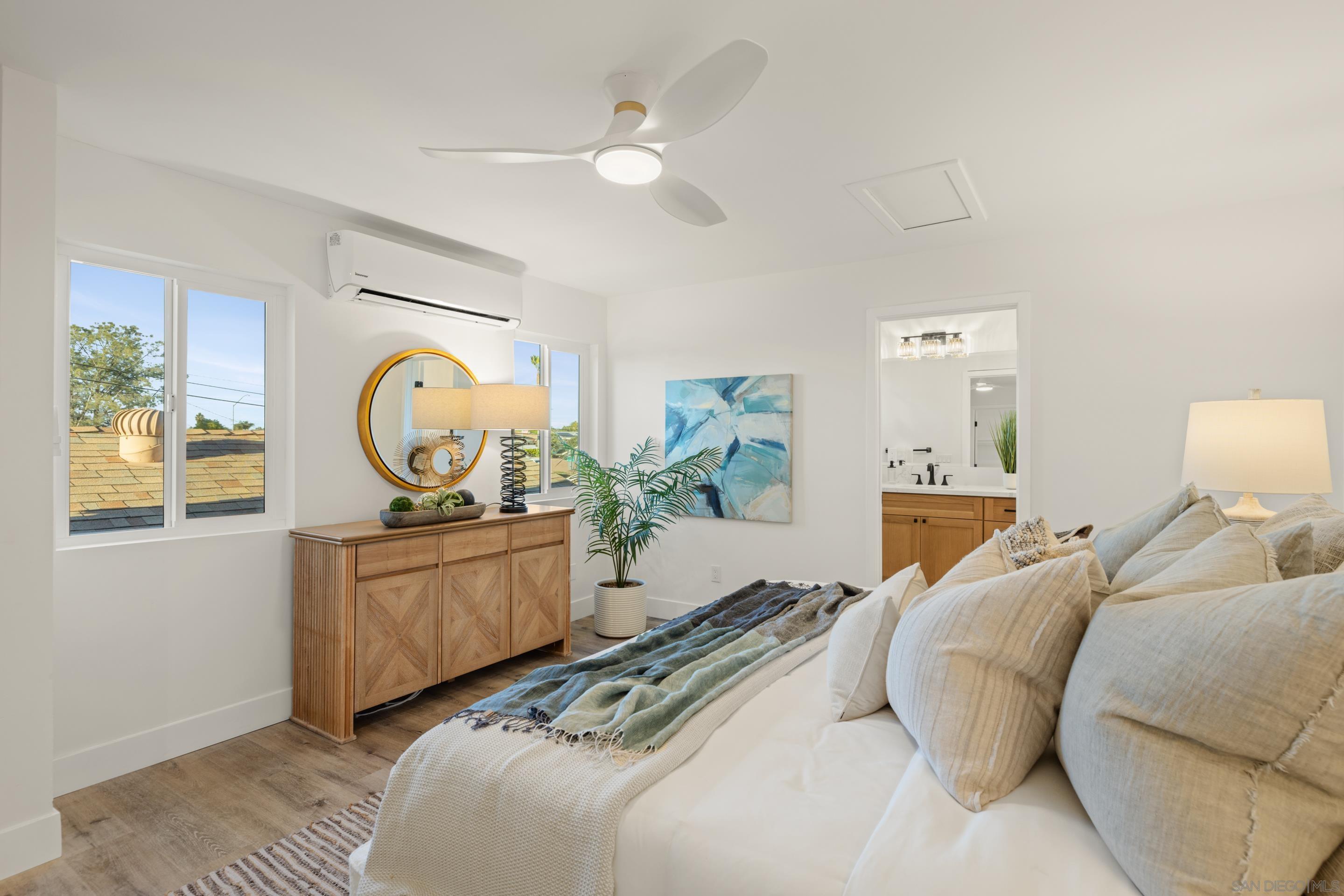 Detail Gallery Image 18 of 27 For 4871  Mount Bigelow Drive, San Diego,  CA 92111 - 4 Beds | 2/1 Baths