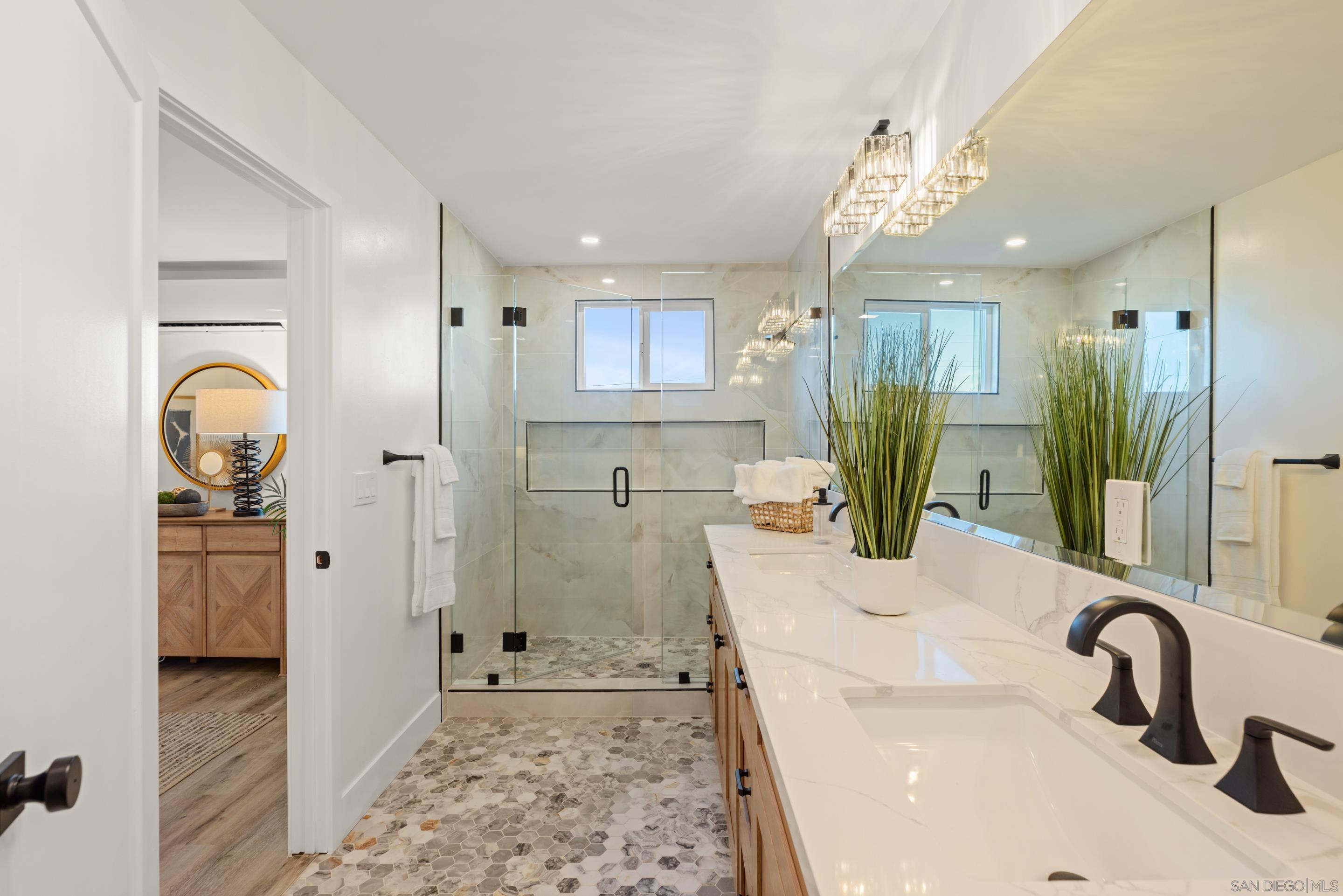 Detail Gallery Image 21 of 27 For 4871  Mount Bigelow Drive, San Diego,  CA 92111 - 4 Beds | 2/1 Baths