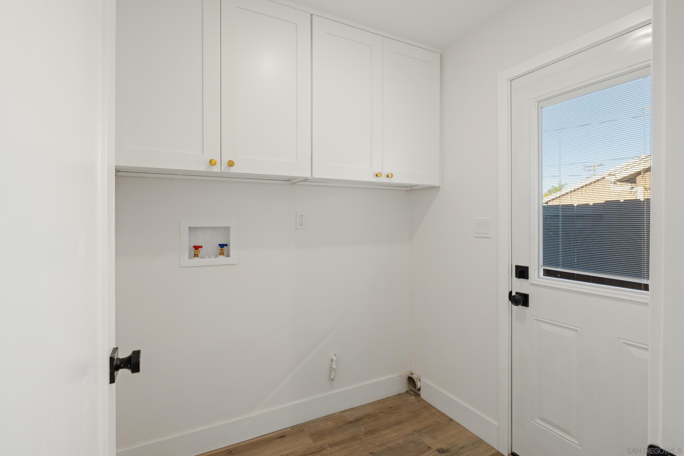 Detail Gallery Image 24 of 27 For 4871  Mount Bigelow Drive, San Diego,  CA 92111 - 4 Beds | 2/1 Baths