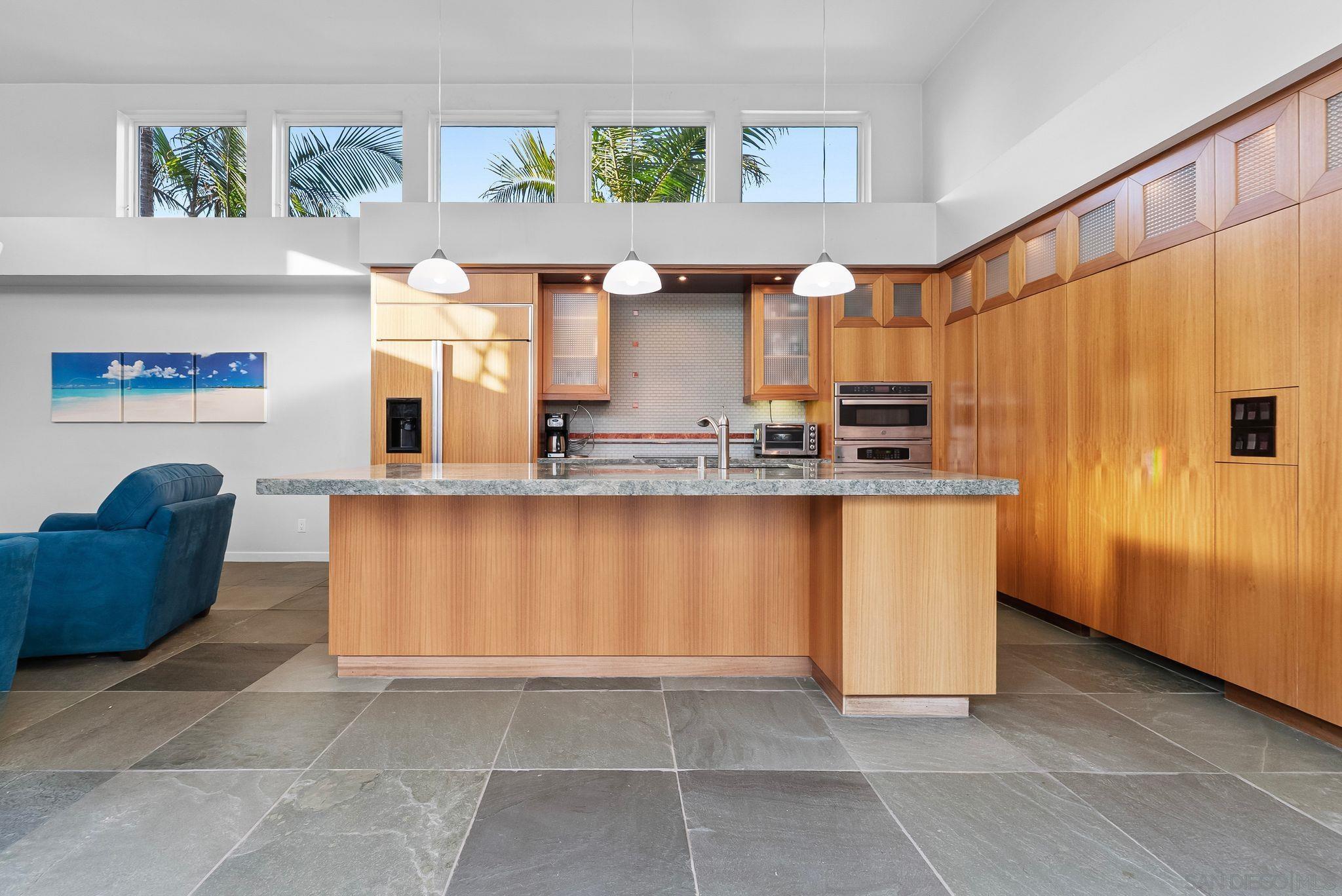 Detail Gallery Image 18 of 41 For 684  Margarita Ave, Coronado,  CA 92118 - 4 Beds | 4 Baths