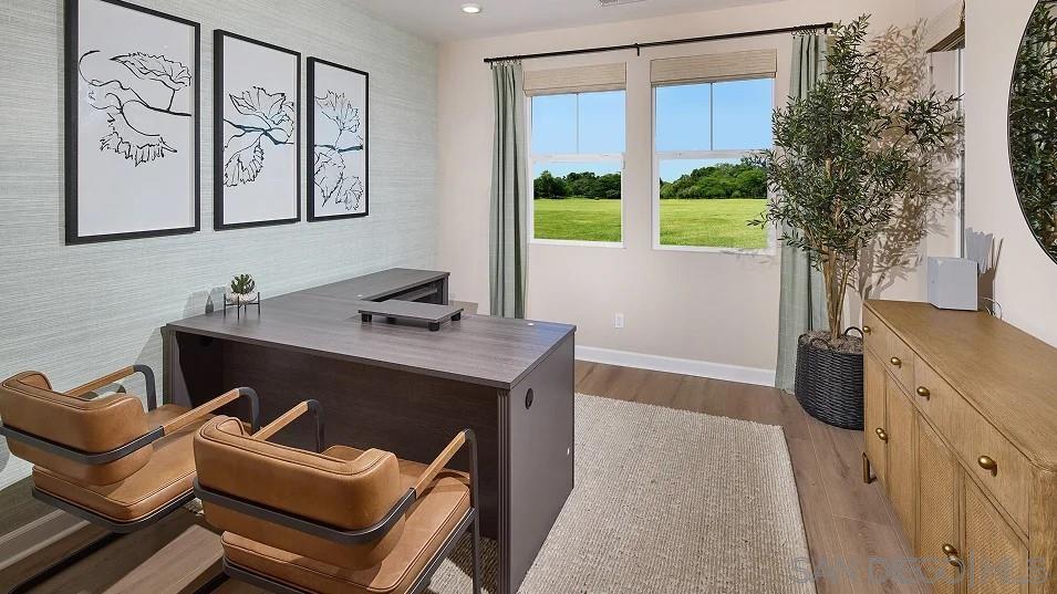 Detail Gallery Image 12 of 26 For 125  Mellano Way, Oceanside,  CA 92057 - 4 Beds | 3/1 Baths