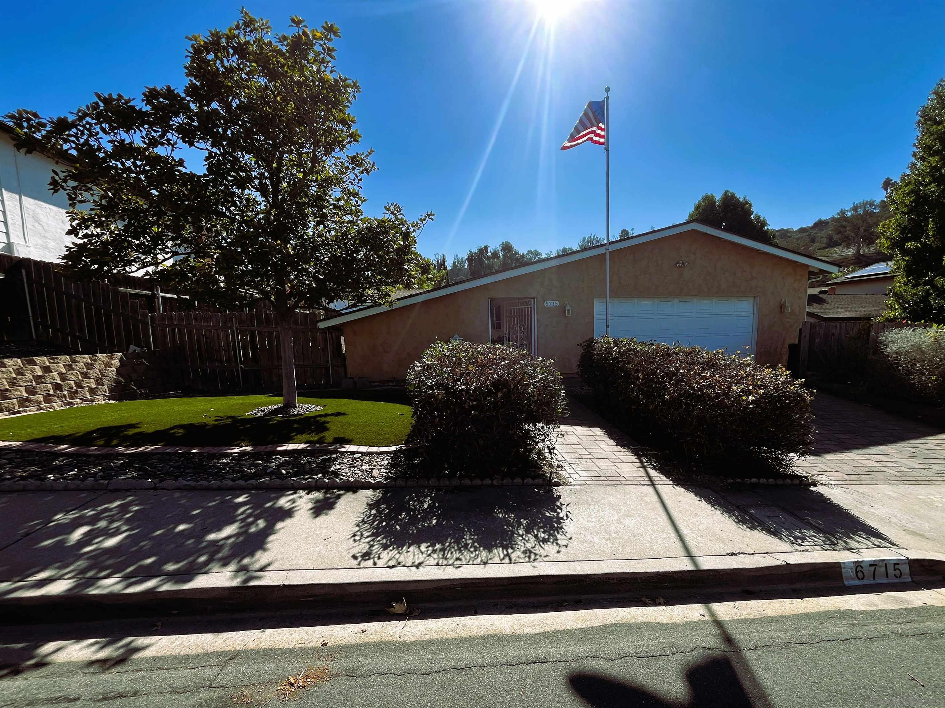 Front Image Thumbnail for SD250045368