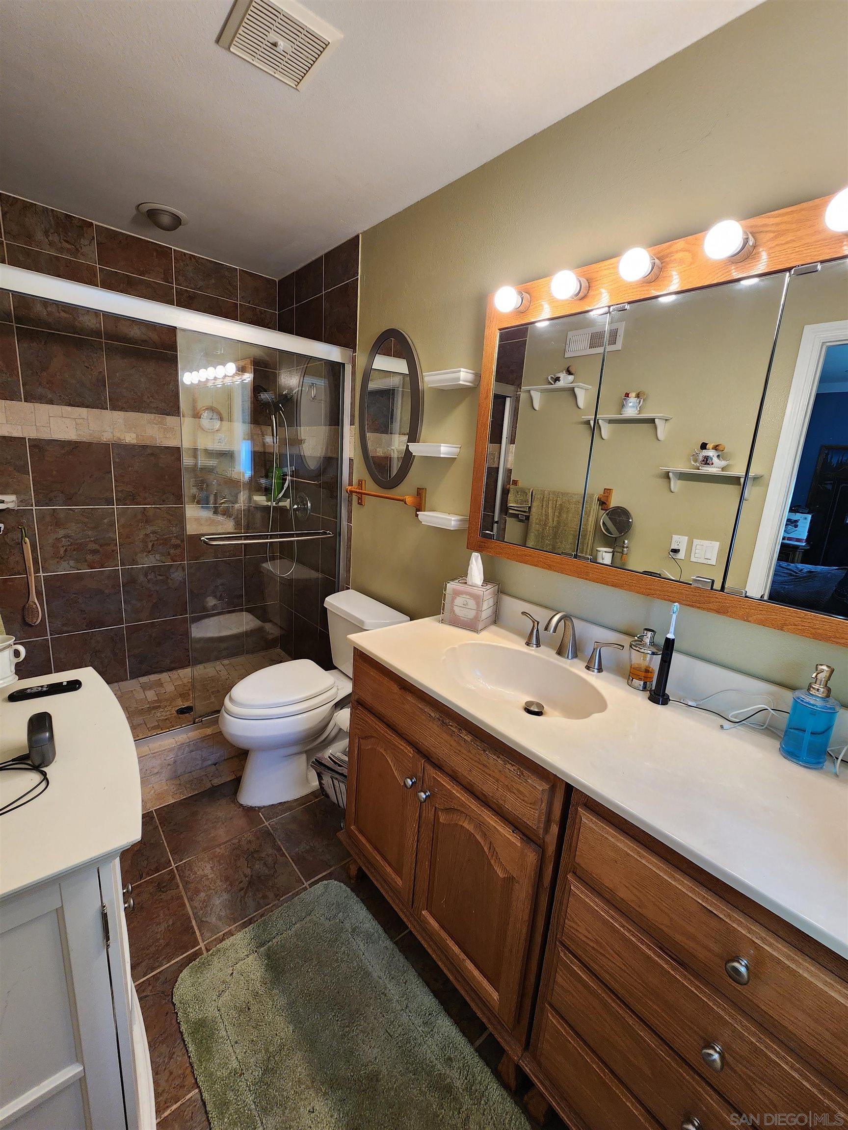 Detail Gallery Image 12 of 15 For 6715  Monte Verde Dr, San Diego,  CA 92119 - 3 Beds | 2 Baths