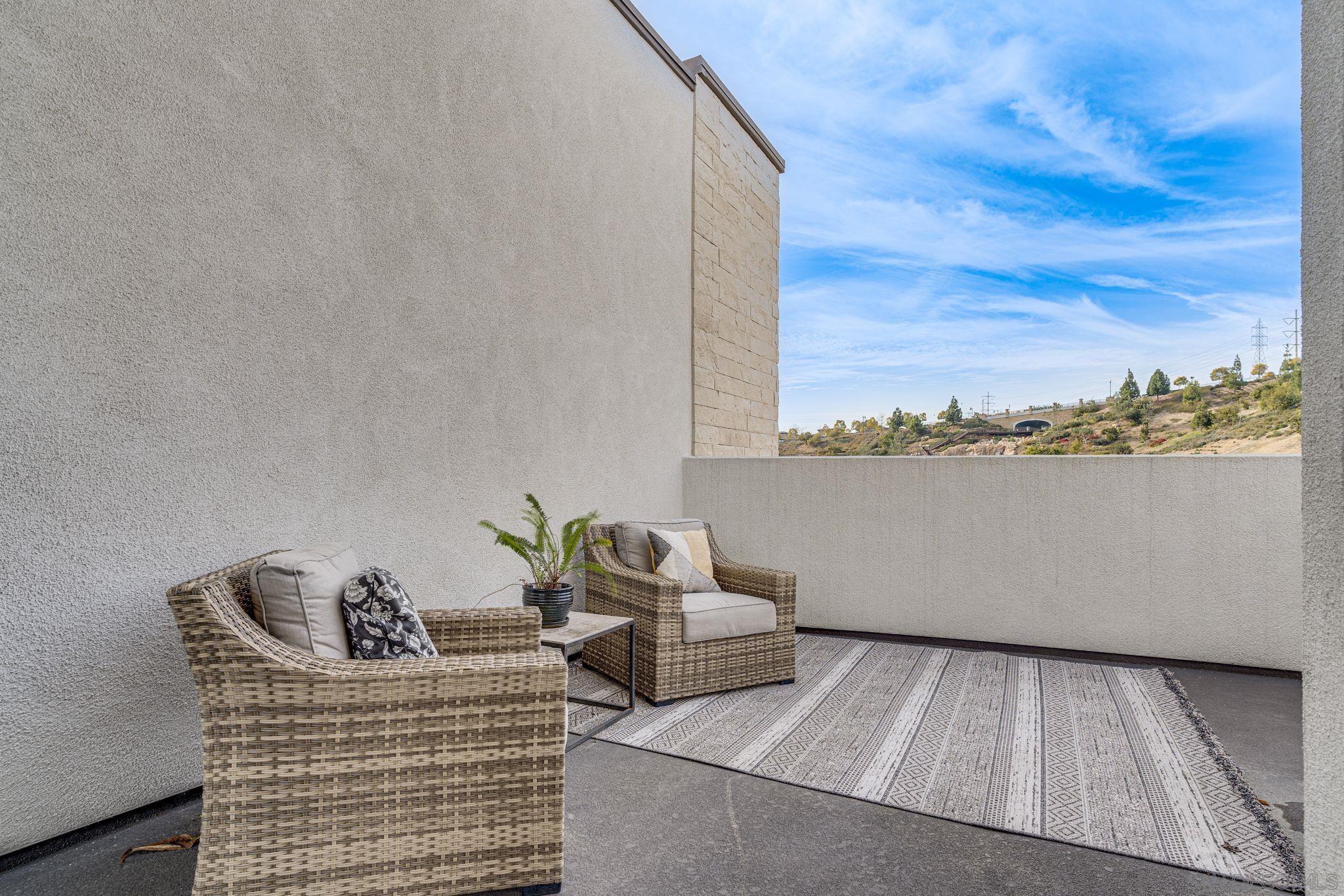 Detail Gallery Image 22 of 31 For 2804  Avella Circle, San Diego,  CA 92108 - 4 Beds | 3/1 Baths