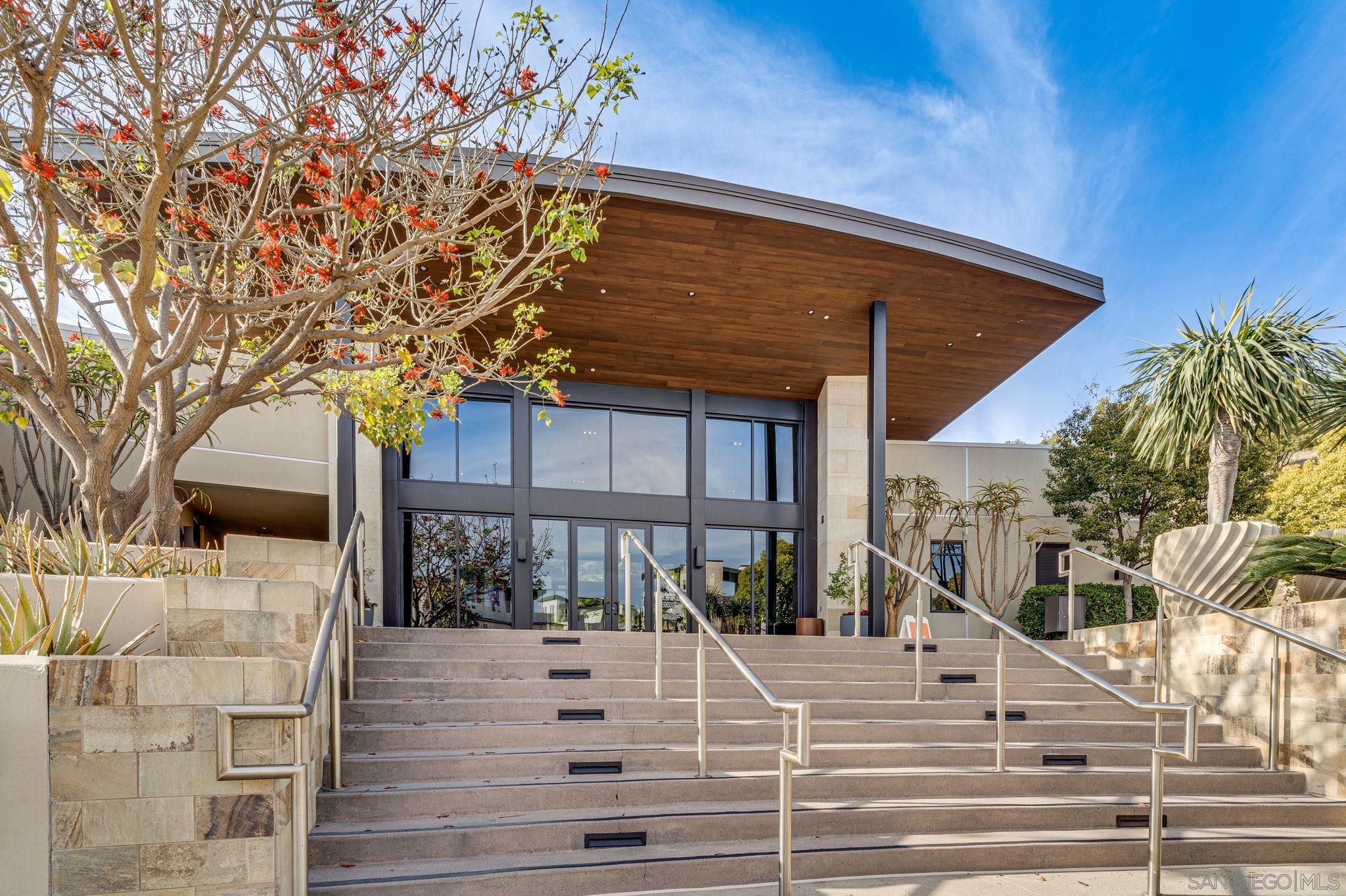 Detail Gallery Image 27 of 31 For 2804  Avella Circle, San Diego,  CA 92108 - 4 Beds | 3/1 Baths