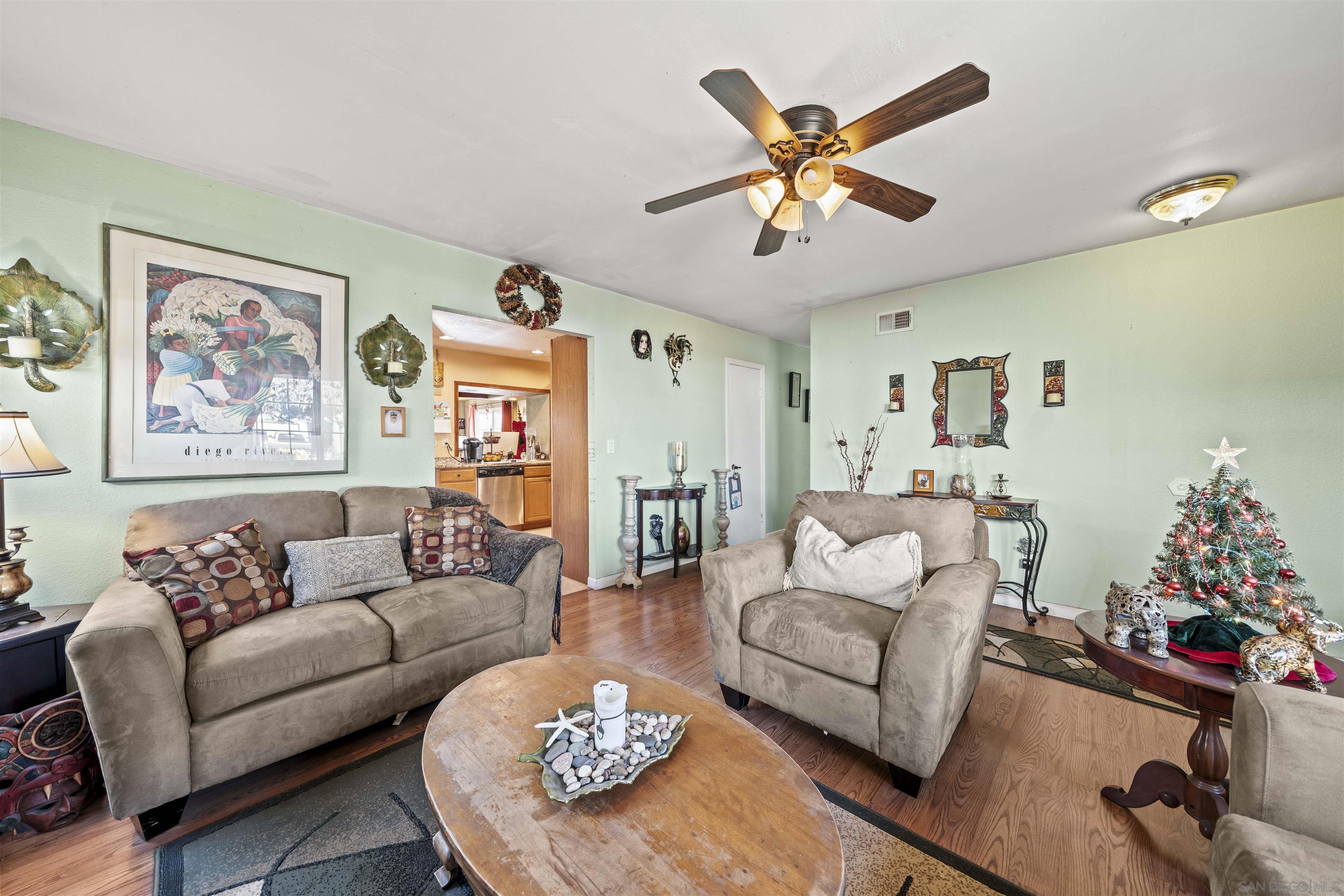 Detail Gallery Image 11 of 38 For 2621  Alosta St, San Diego,  CA 92154 - 3 Beds | 2 Baths