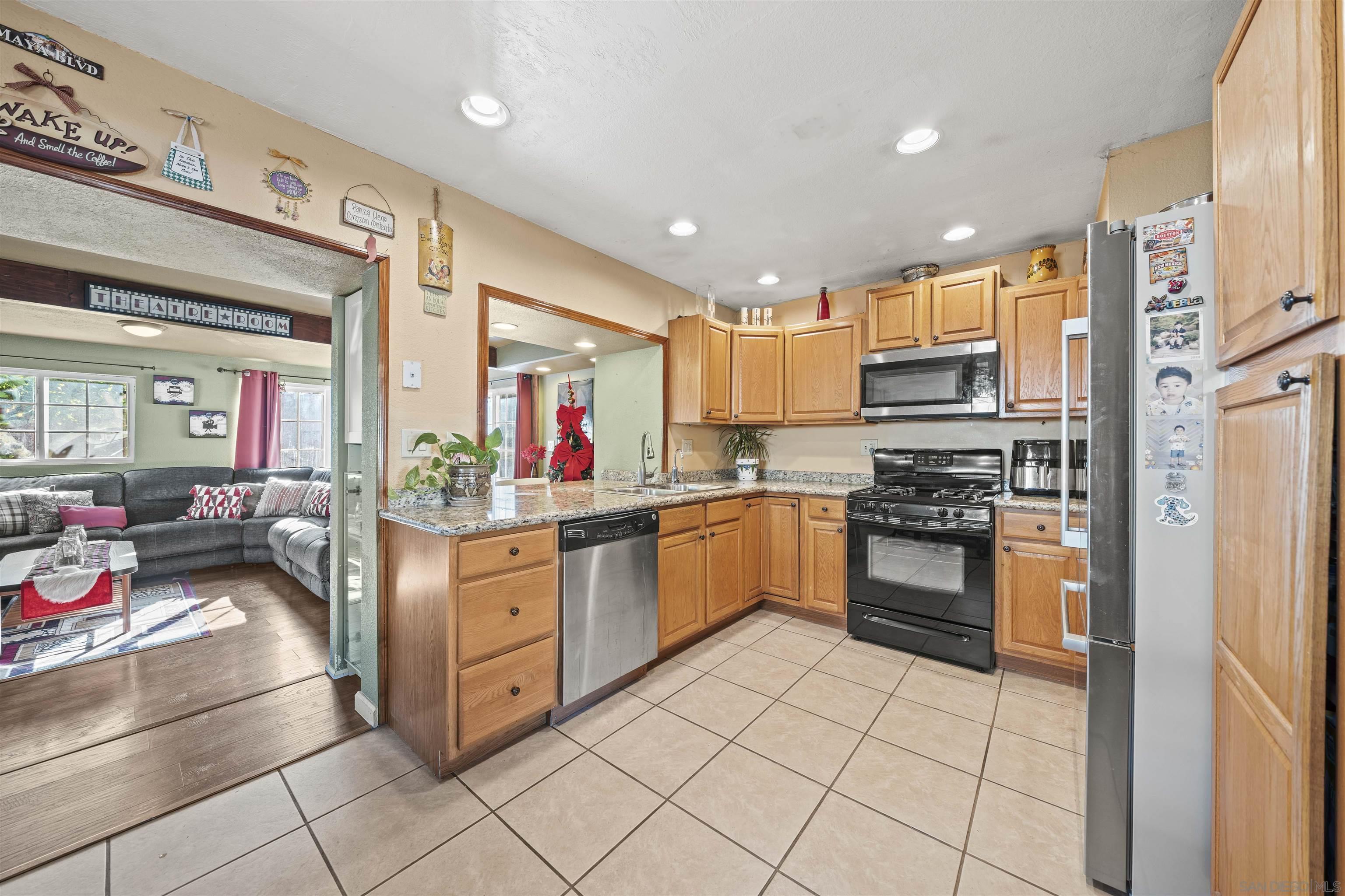 Detail Gallery Image 23 of 37 For 2621  Alosta St, San Diego,  CA 92154 - 3 Beds | 2 Baths