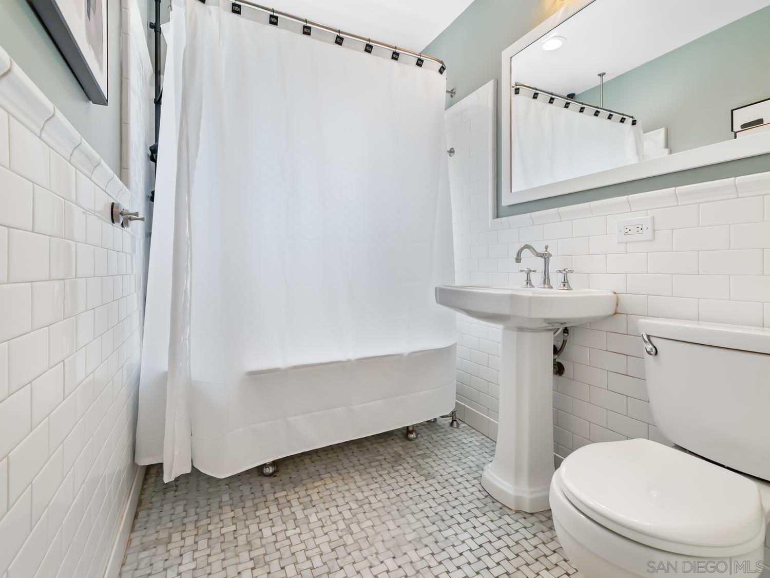 Detail Gallery Image 26 of 49 For 248 W W 9th Ave, Escondido,  CA 92025 - 2 Beds | 1 Baths