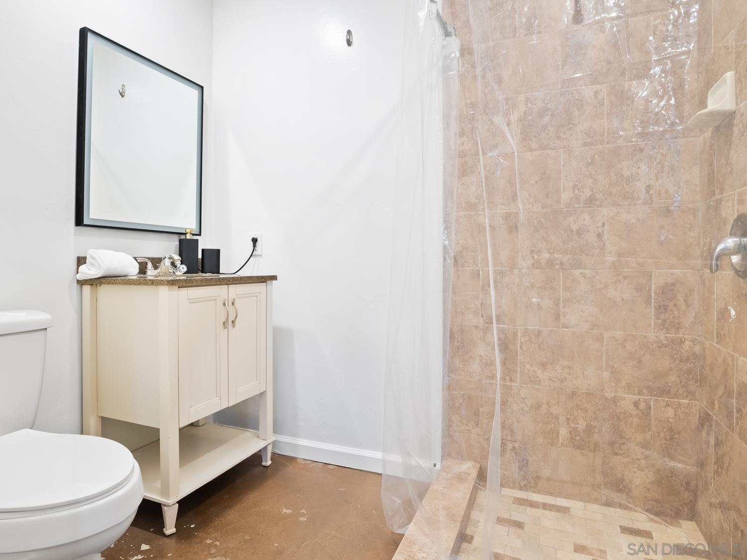 Detail Gallery Image 34 of 49 For 248 W W 9th Ave, Escondido,  CA 92025 - 2 Beds | 1 Baths