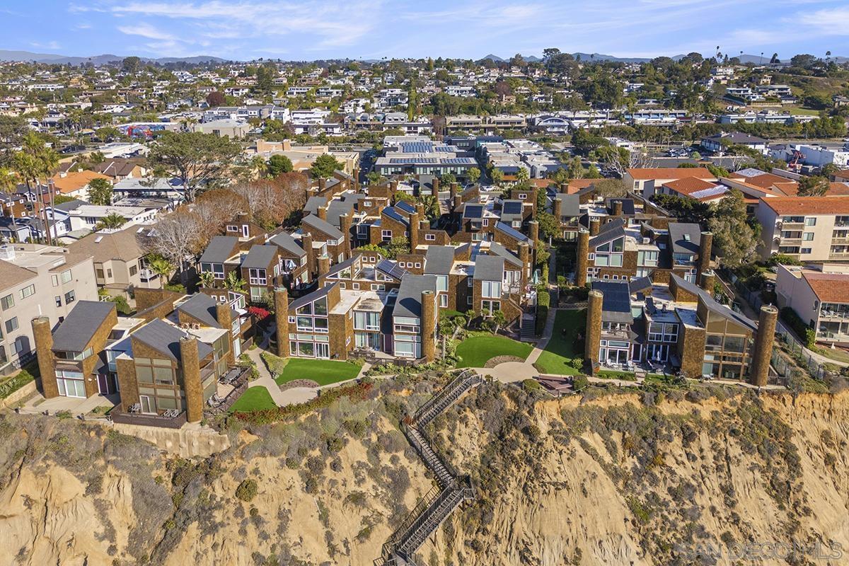 Detail Gallery Image 32 of 40 For 325 S S Sierra Ave  25, Solana Beach,  CA 92075 - 2 Beds | 2 Baths