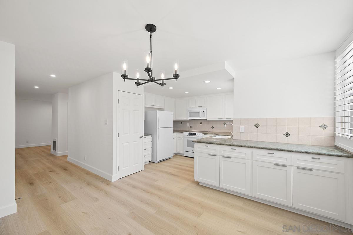 Detail Gallery Image 9 of 40 For 325 S S Sierra Ave  25, Solana Beach,  CA 92075 - 2 Beds | 2 Baths