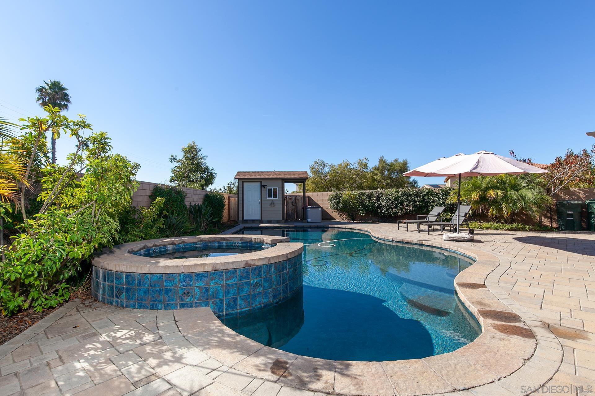 Detail Gallery Image 3 of 66 For 2025  Campo Verde Ct, Escondido,  CA 92026 - 4 Beds | 4/1 Baths