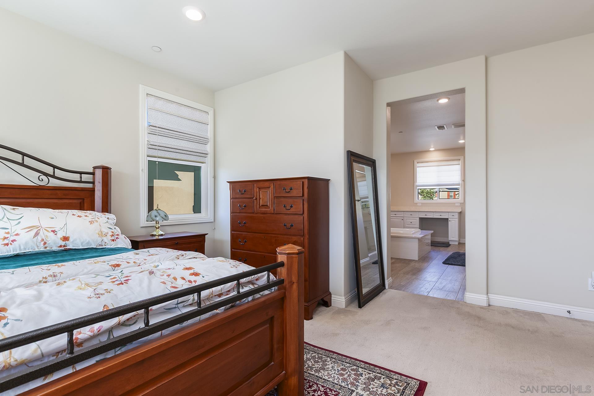 Detail Gallery Image 32 of 66 For 2025  Campo Verde Ct, Escondido,  CA 92026 - 4 Beds | 4/1 Baths