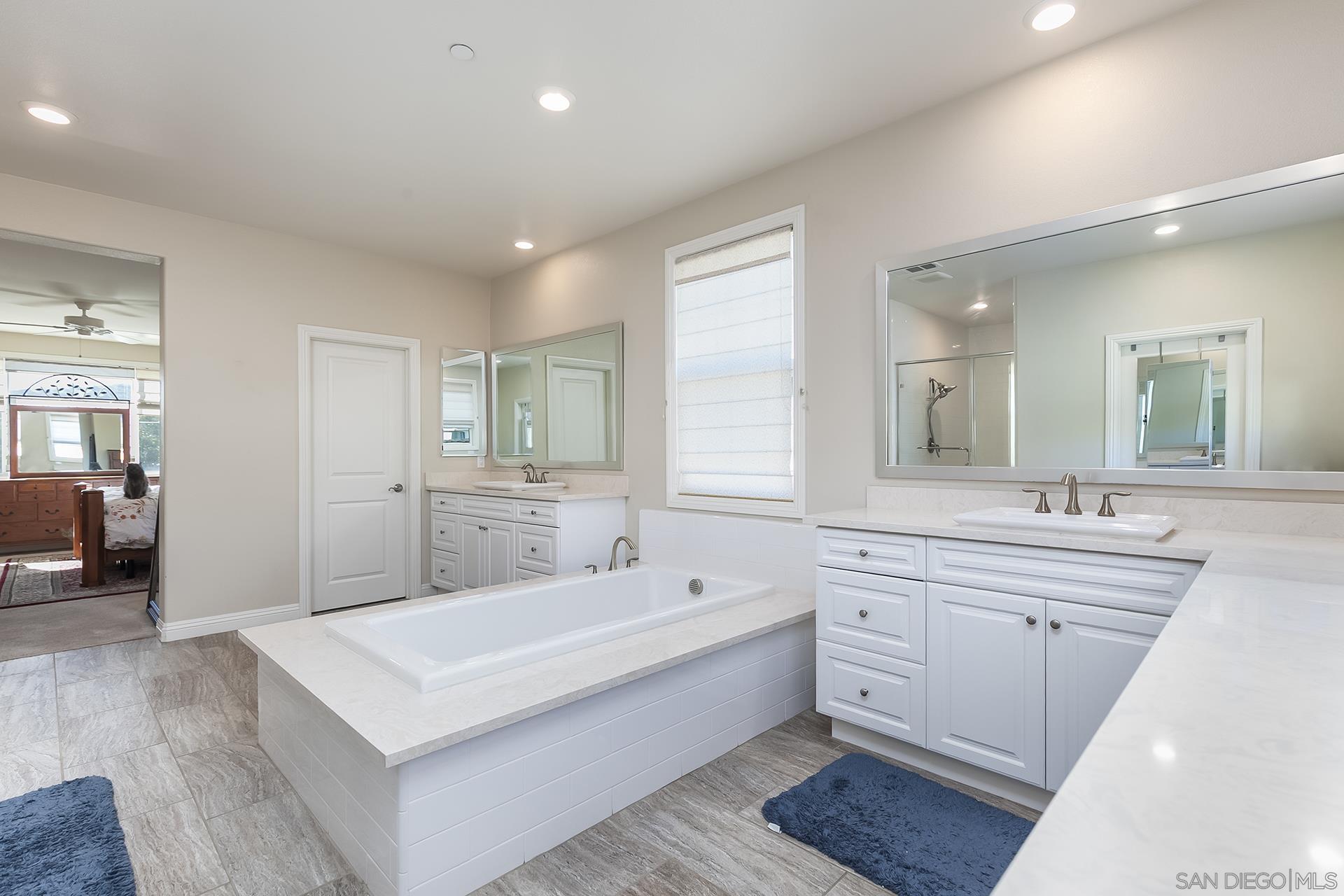 Detail Gallery Image 34 of 66 For 2025  Campo Verde Ct, Escondido,  CA 92026 - 4 Beds | 4/1 Baths