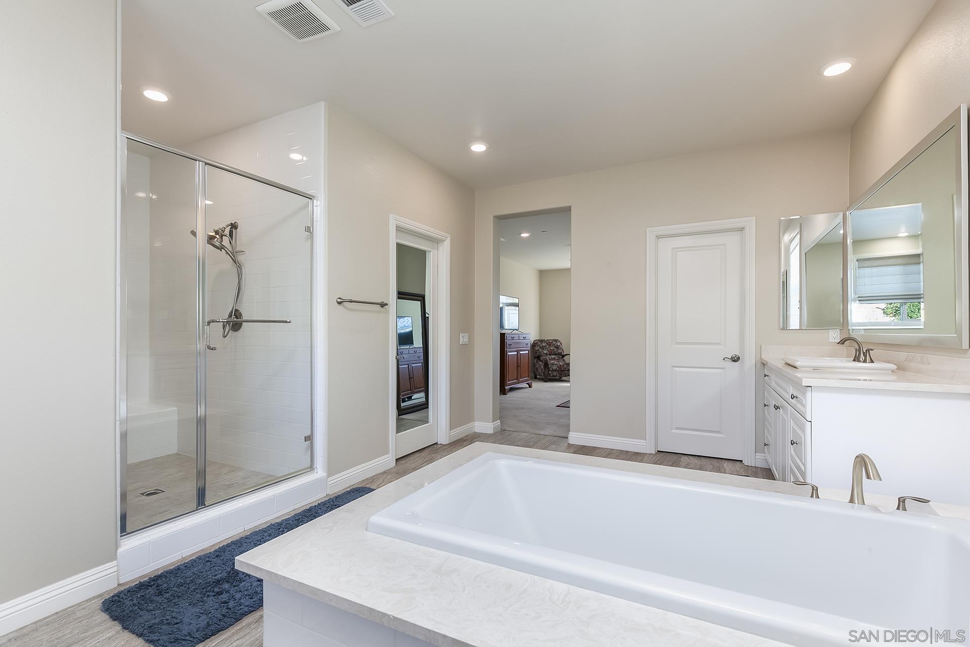 Detail Gallery Image 35 of 66 For 2025  Campo Verde Ct, Escondido,  CA 92026 - 4 Beds | 4/1 Baths