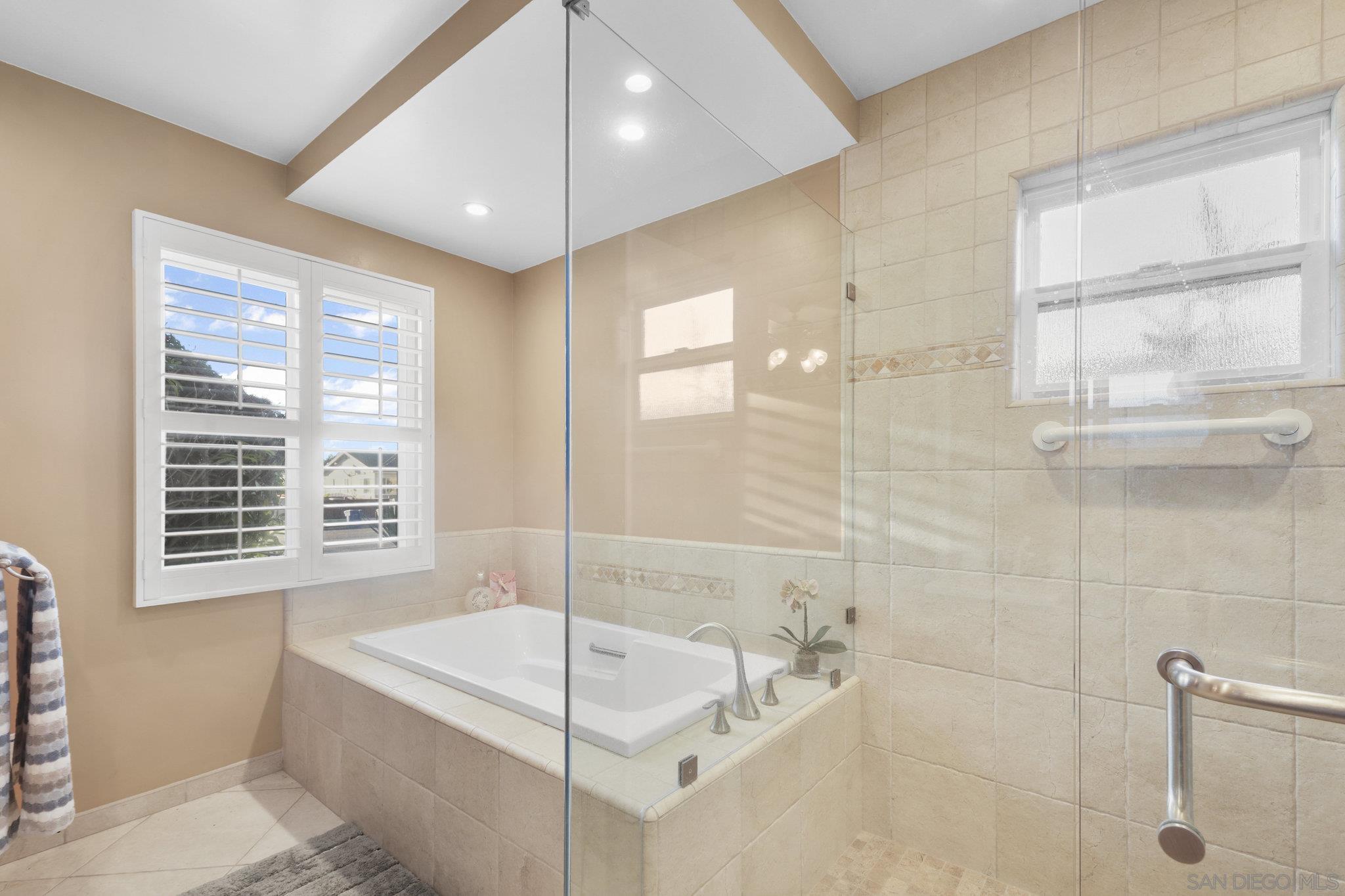 Detail Gallery Image 13 of 27 For 695  Fifth Ave, Chula Vista,  CA 91910 - 3 Beds | 2 Baths