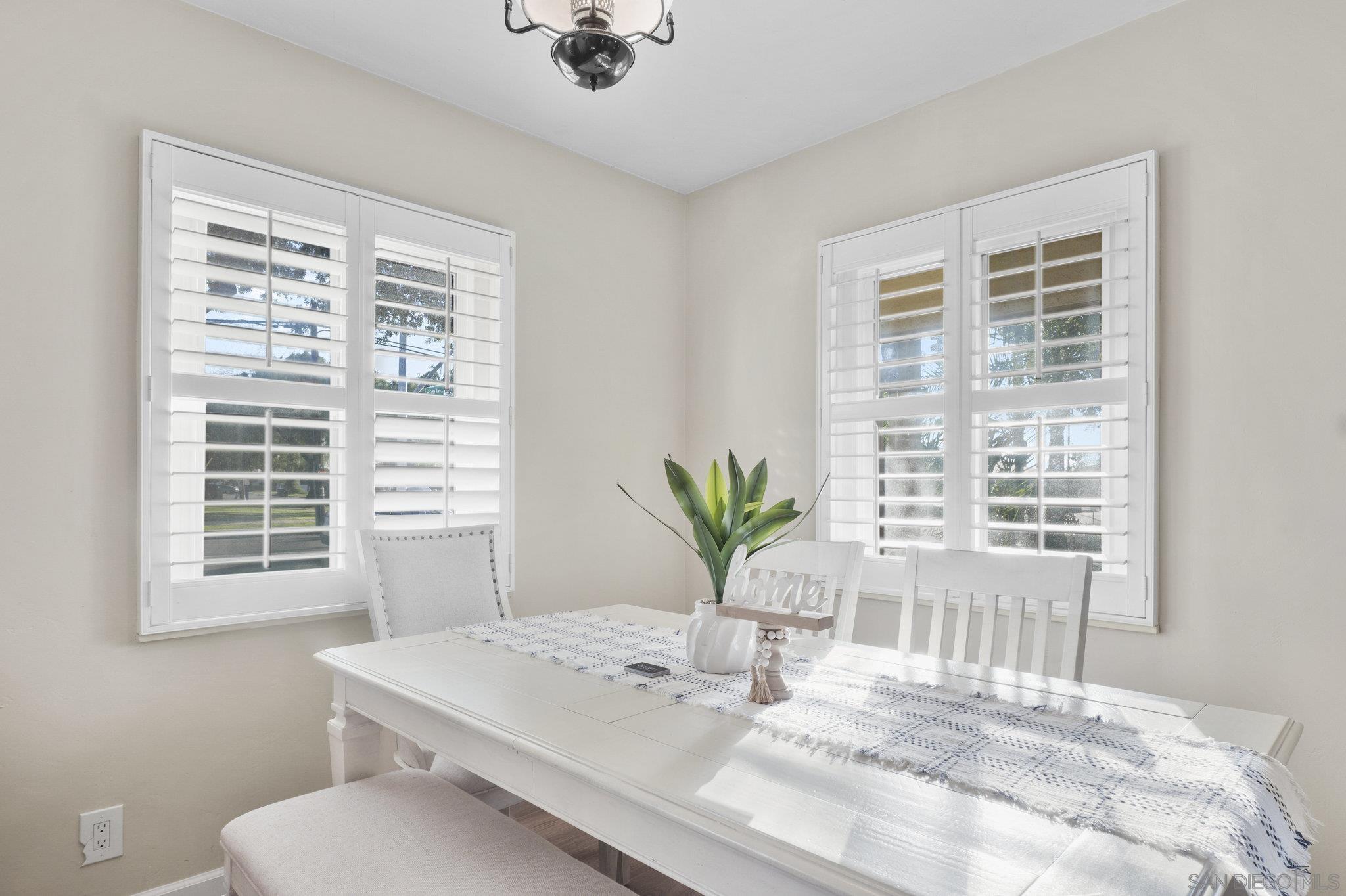 Detail Gallery Image 5 of 27 For 695  Fifth Ave, Chula Vista,  CA 91910 - 3 Beds | 2 Baths