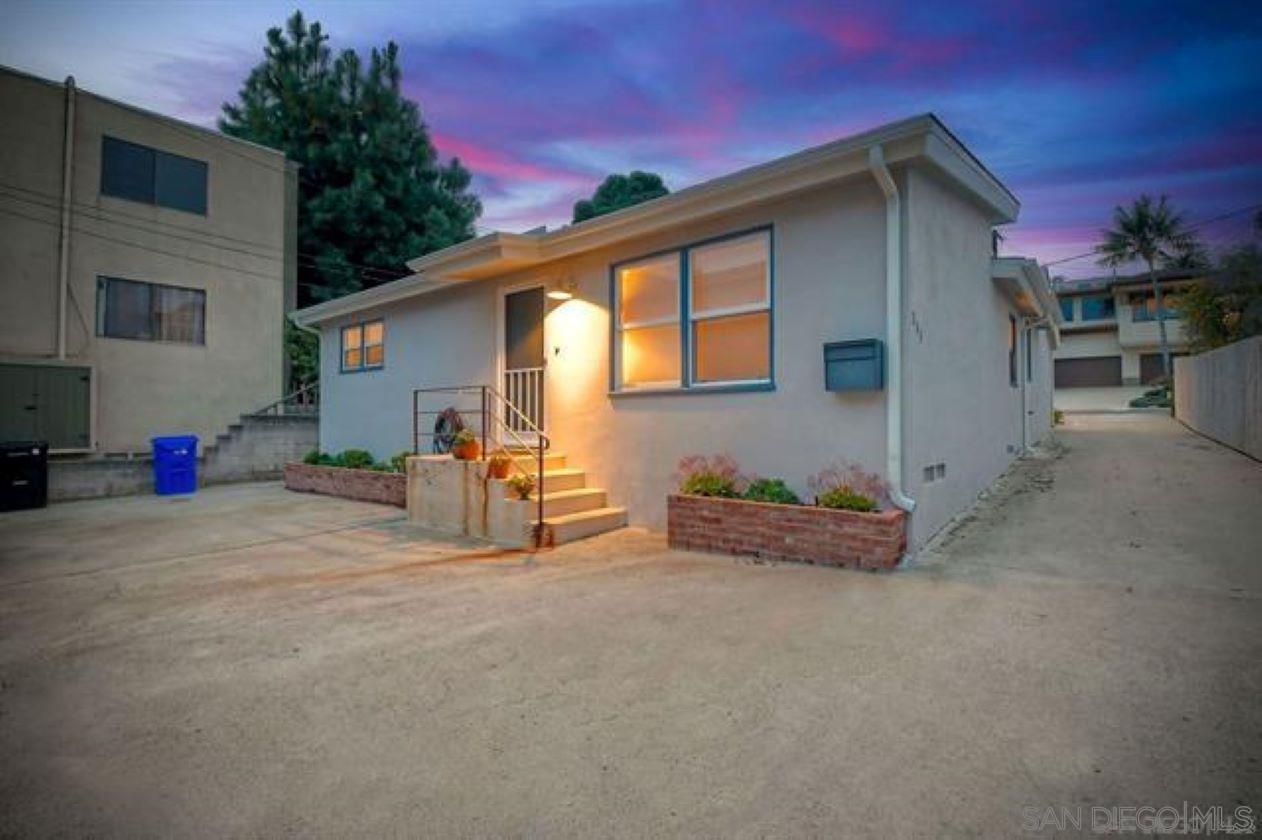 Detail Gallery Image 10 of 24 For 311  San Elijo, San Diego,  CA 92106 - – Beds | – Baths