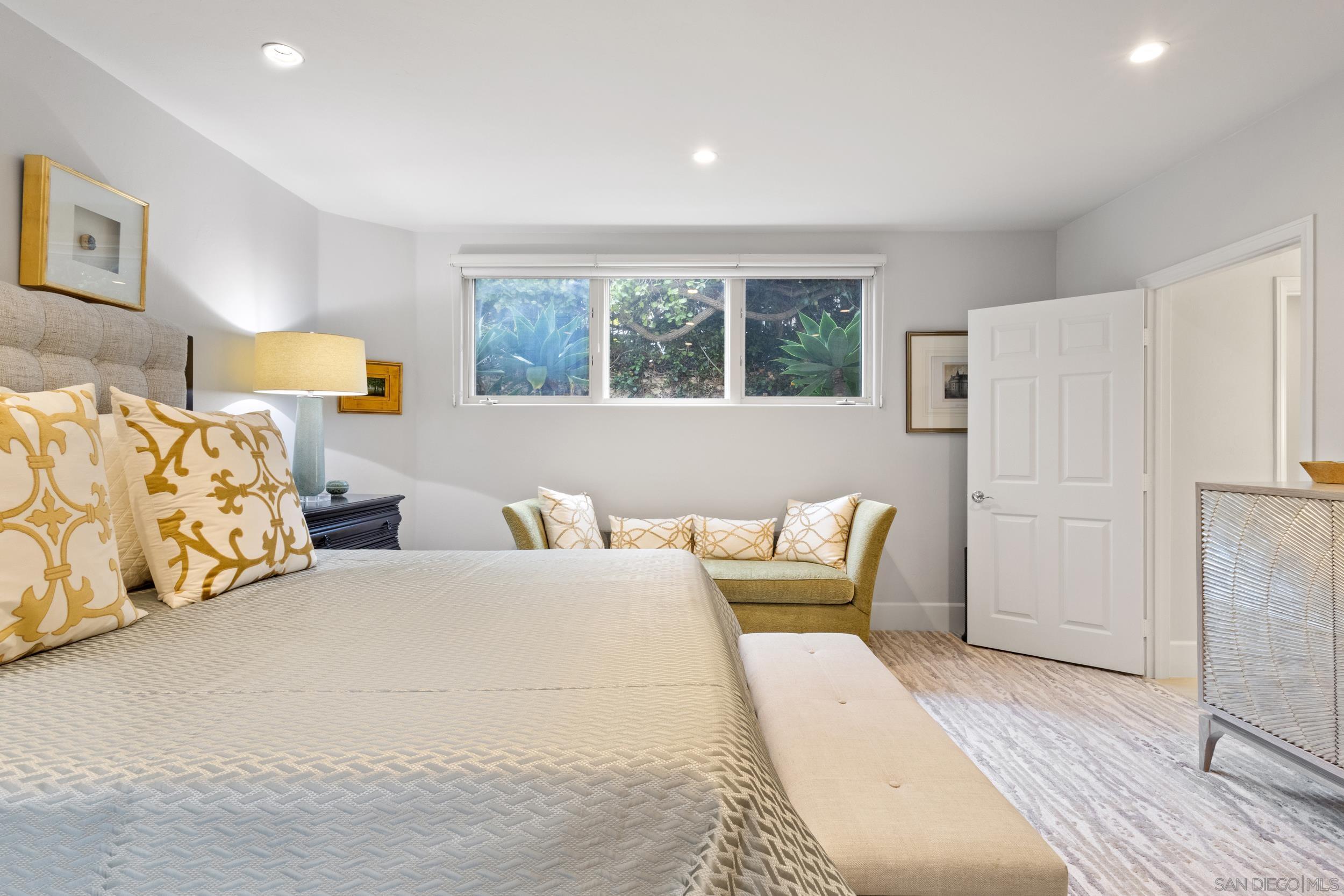 Detail Gallery Image 30 of 62 For 7752  Eads Ave, La Jolla,  CA 92037 - 3 Beds | 2/1 Baths