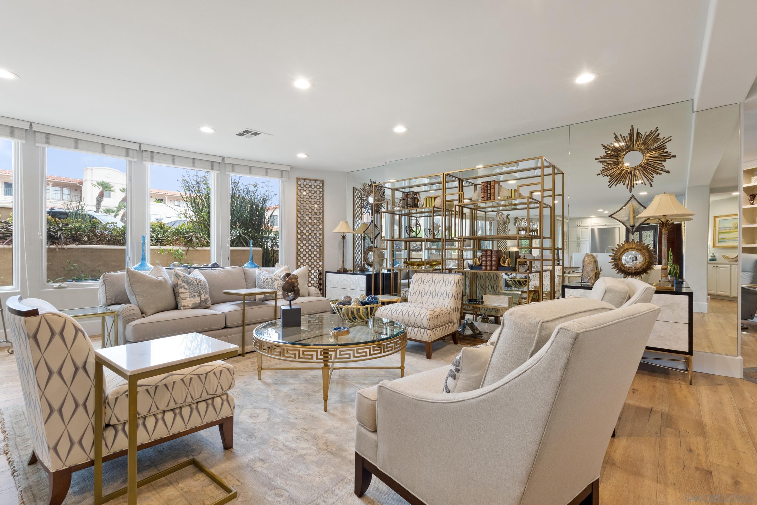 Detail Gallery Image 4 of 62 For 7752  Eads Ave, La Jolla,  CA 92037 - 3 Beds | 2/1 Baths