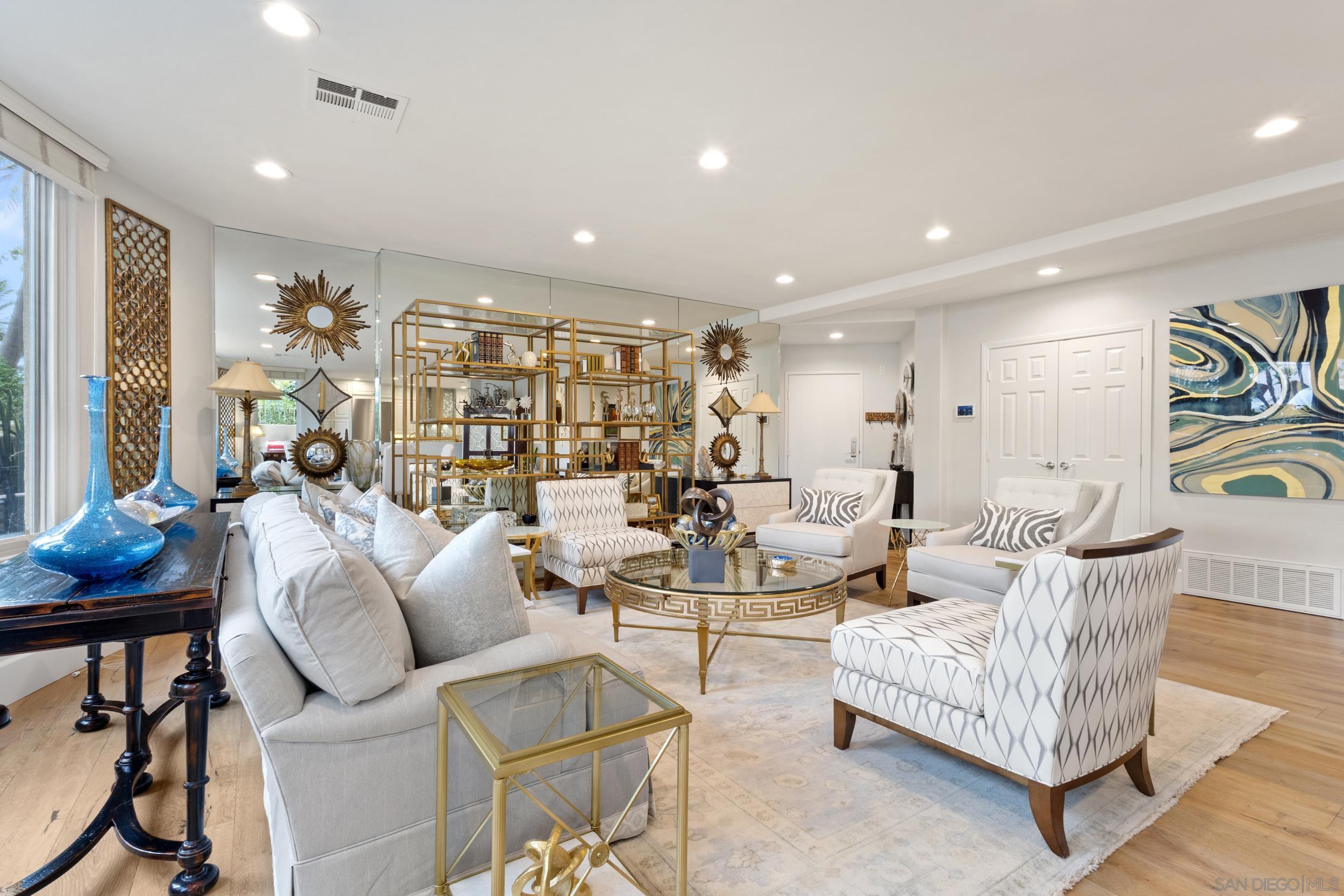 Detail Gallery Image 7 of 62 For 7752  Eads Ave, La Jolla,  CA 92037 - 3 Beds | 2/1 Baths