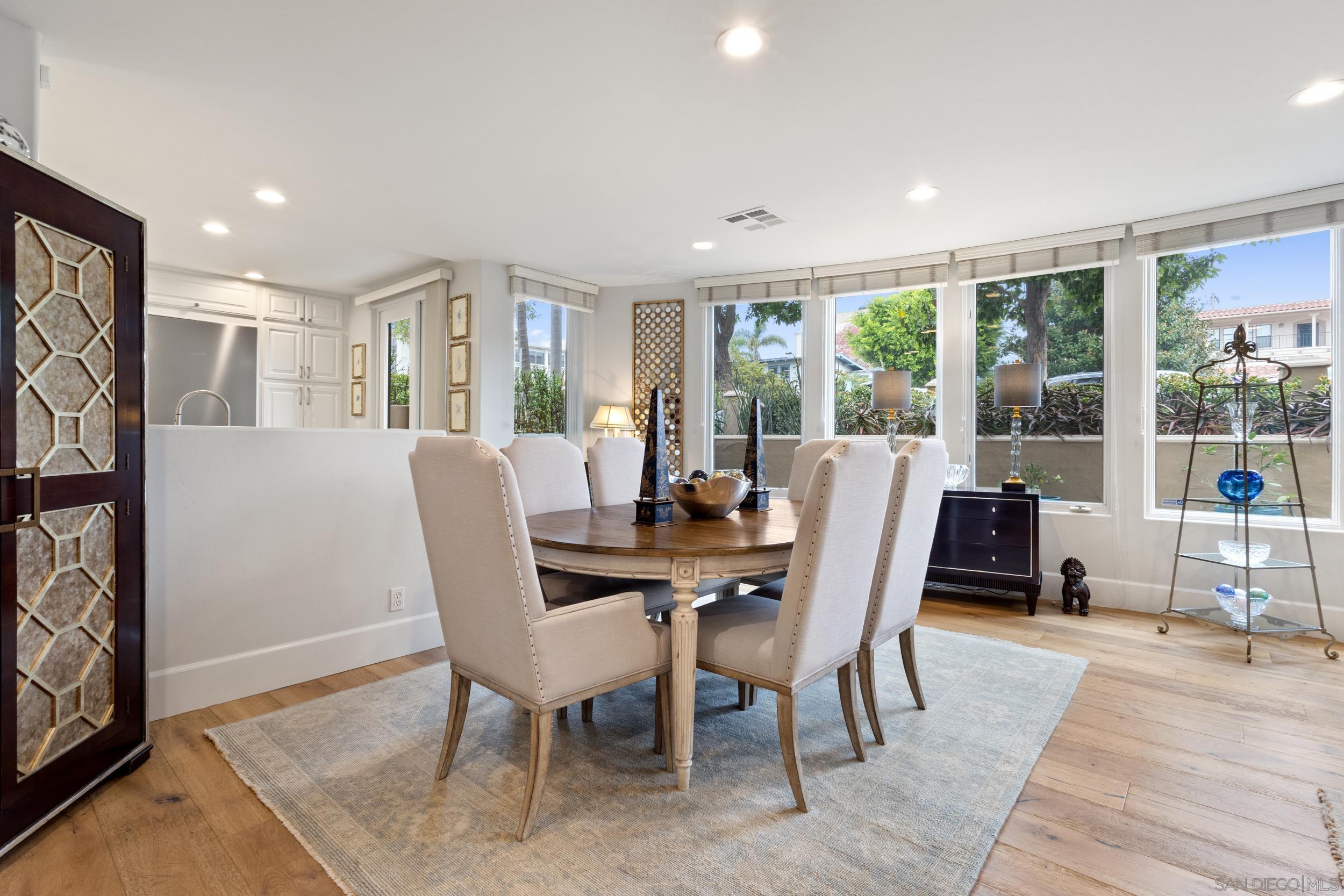 Detail Gallery Image 8 of 62 For 7752  Eads Ave, La Jolla,  CA 92037 - 3 Beds | 2/1 Baths