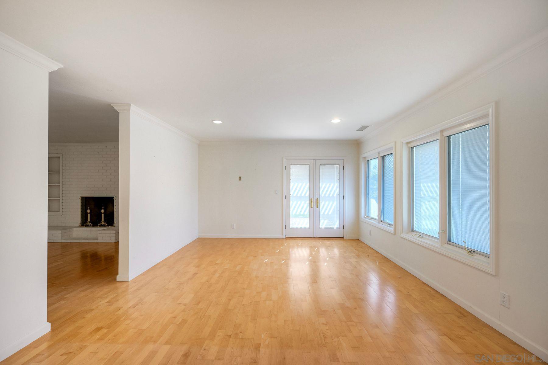 Detail Gallery Image 20 of 52 For 17784  via Graacia, San Diego,  CA 92128 - 3 Beds | 2 Baths