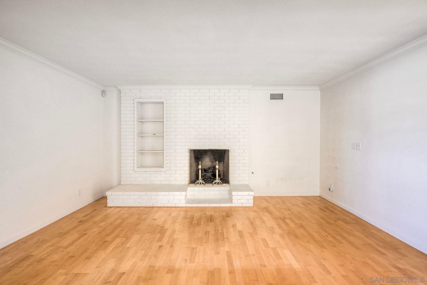 Detail Gallery Image 21 of 52 For 17784  via Graacia, San Diego,  CA 92128 - 3 Beds | 2 Baths