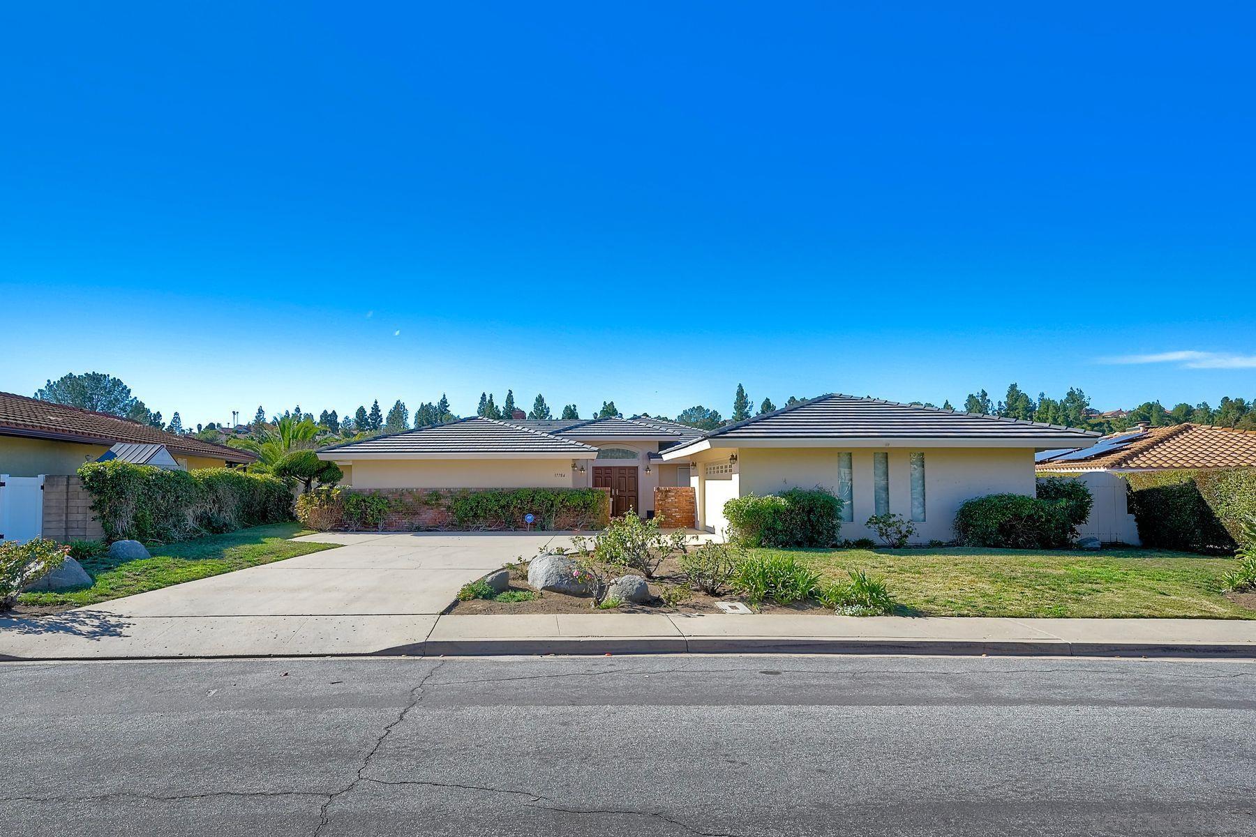 Detail Gallery Image 24 of 52 For 17784  via Graacia, San Diego,  CA 92128 - 3 Beds | 2 Baths