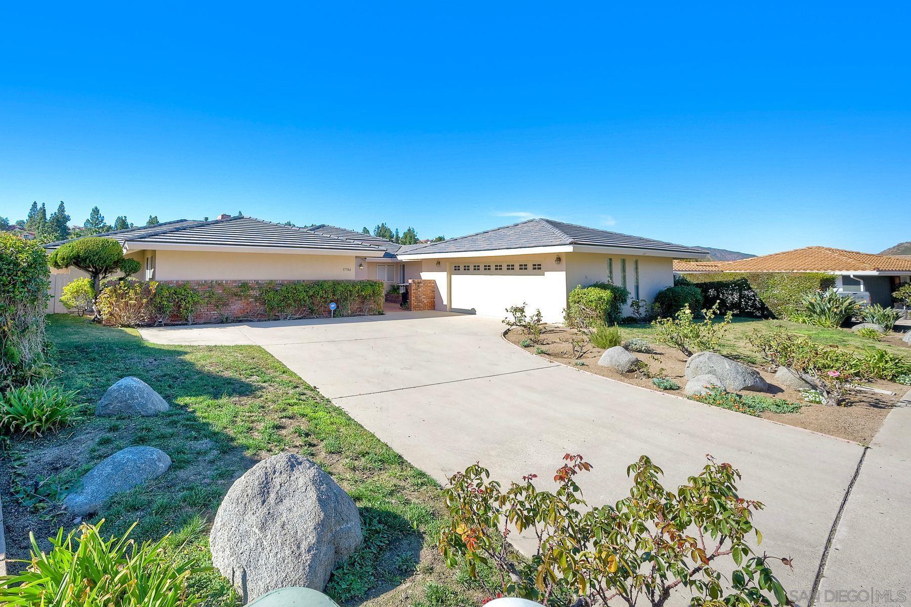 Detail Gallery Image 8 of 52 For 17784  via Graacia, San Diego,  CA 92128 - 3 Beds | 2 Baths