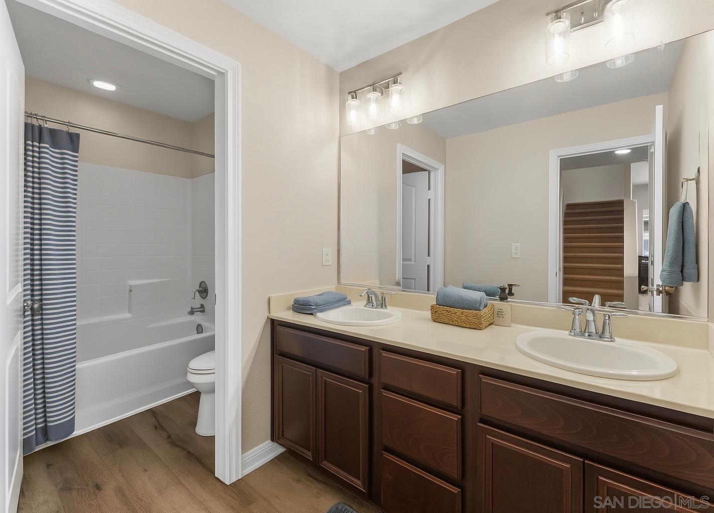 Detail Gallery Image 16 of 26 For 1457  Carpinteria, Chula Vista,  CA 91913 - 5 Beds | 3/1 Baths