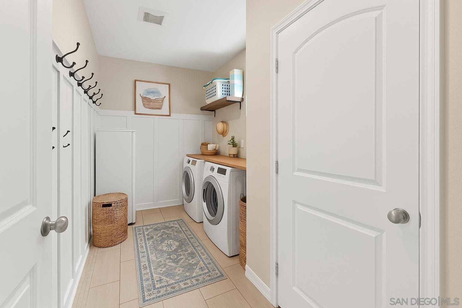 Detail Gallery Image 9 of 26 For 1457  Carpinteria, Chula Vista,  CA 91913 - 5 Beds | 3/1 Baths